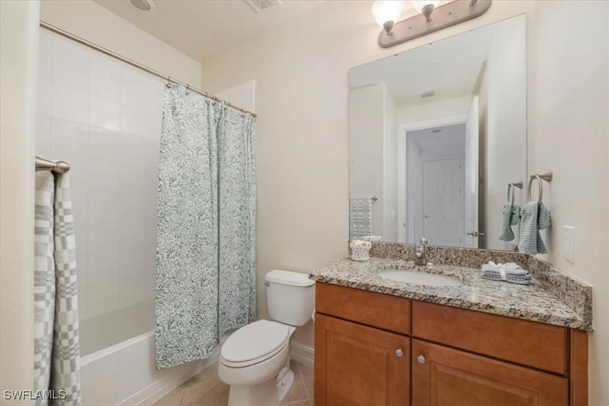 Property Slideshow image 13 of 32 | 9111 chula vista st # 116, Naples, FL, 34113