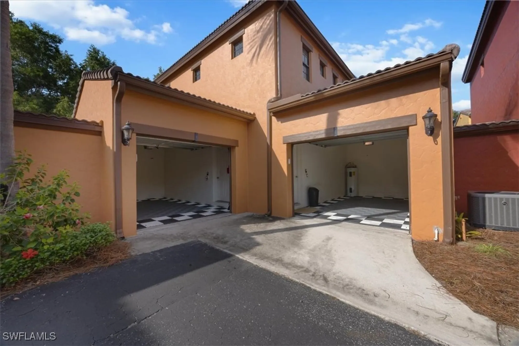 Property Slideshow image 22 of 32 | 9111 chula vista st # 116, Naples, FL, 34113