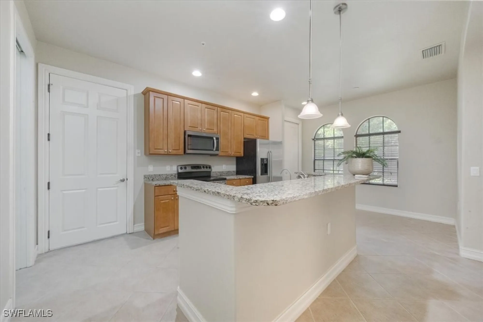 Property Slideshow image 5 of 32 | 9111 chula vista st # 116, Naples, FL, 34113