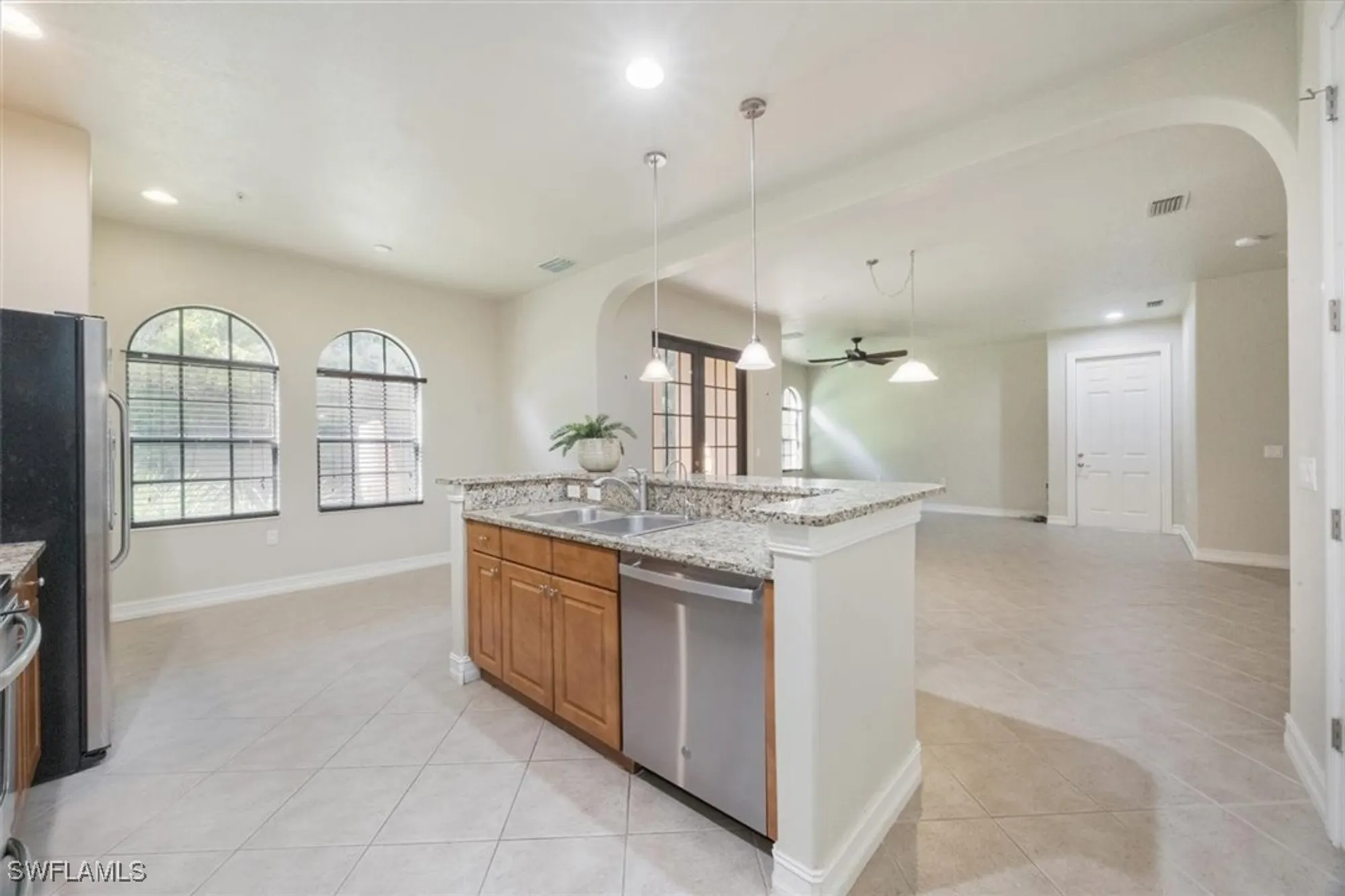 Property Slideshow image 6 of 32 | 9111 chula vista st # 116, Naples, FL, 34113