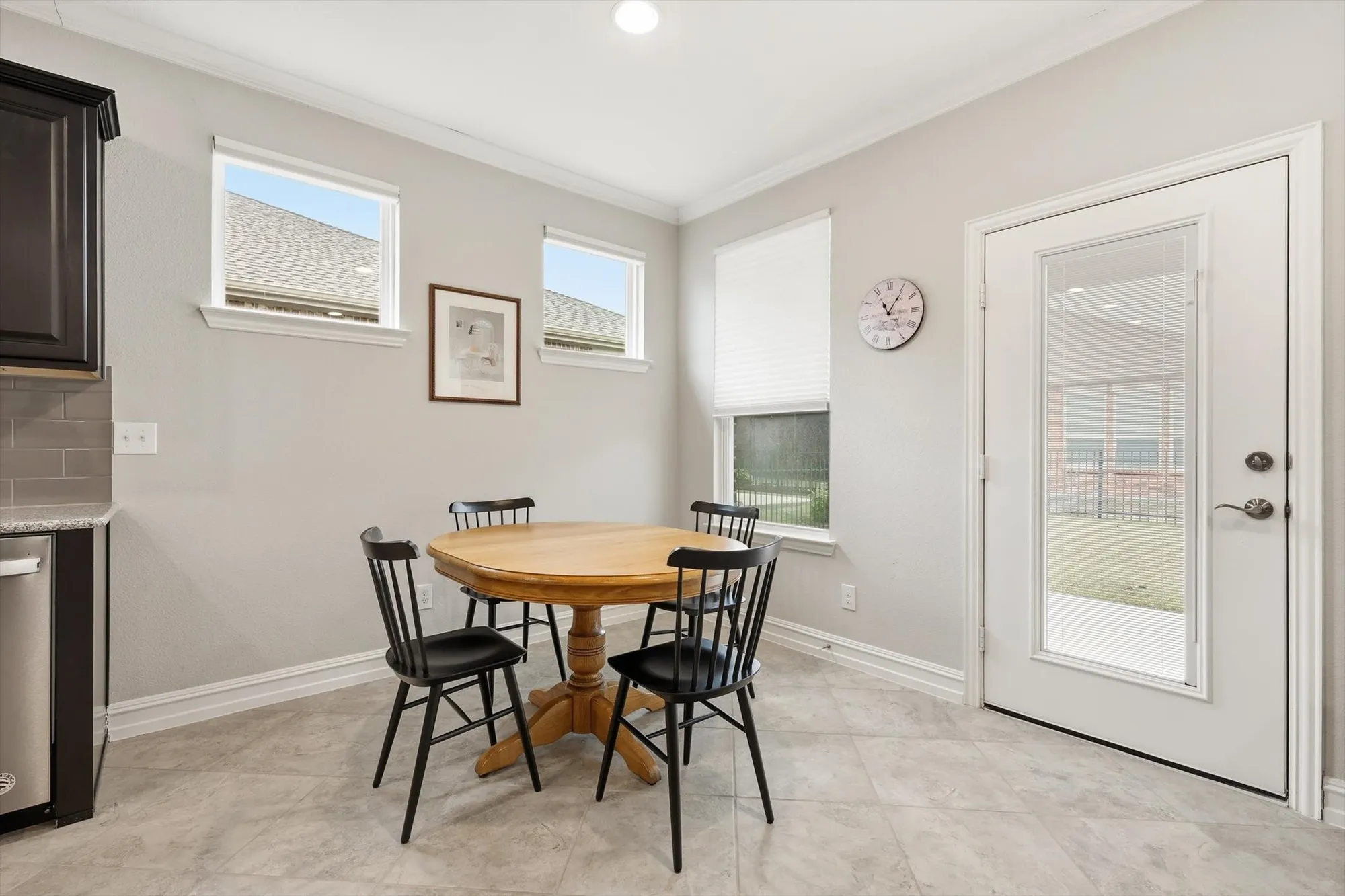 Property Slideshow image 15 of 40 | 1681 port royal ln, Frisco, TX, 75036