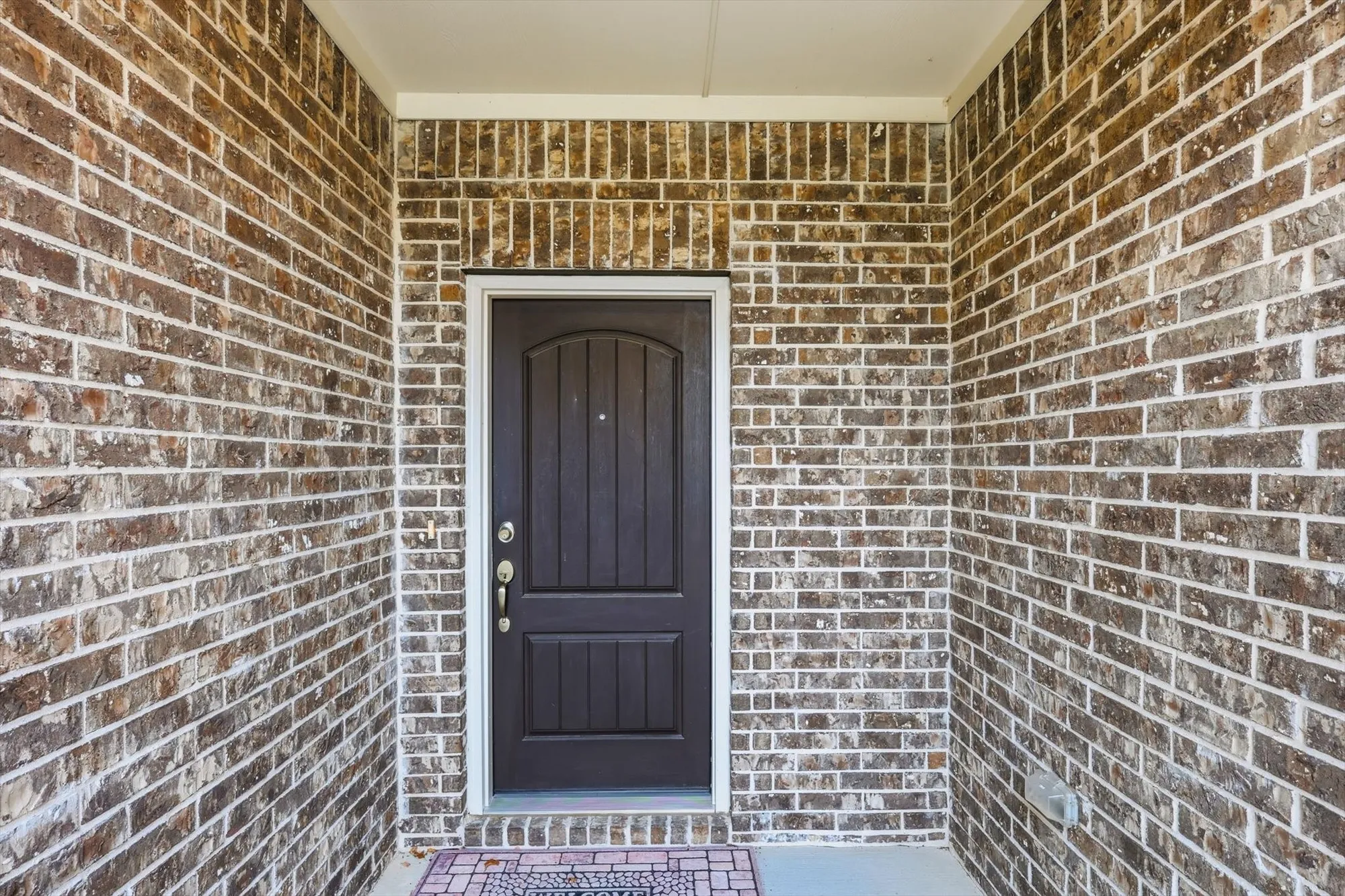 Property Slideshow image 2 of 40 | 1681 port royal ln, Frisco, TX, 75036