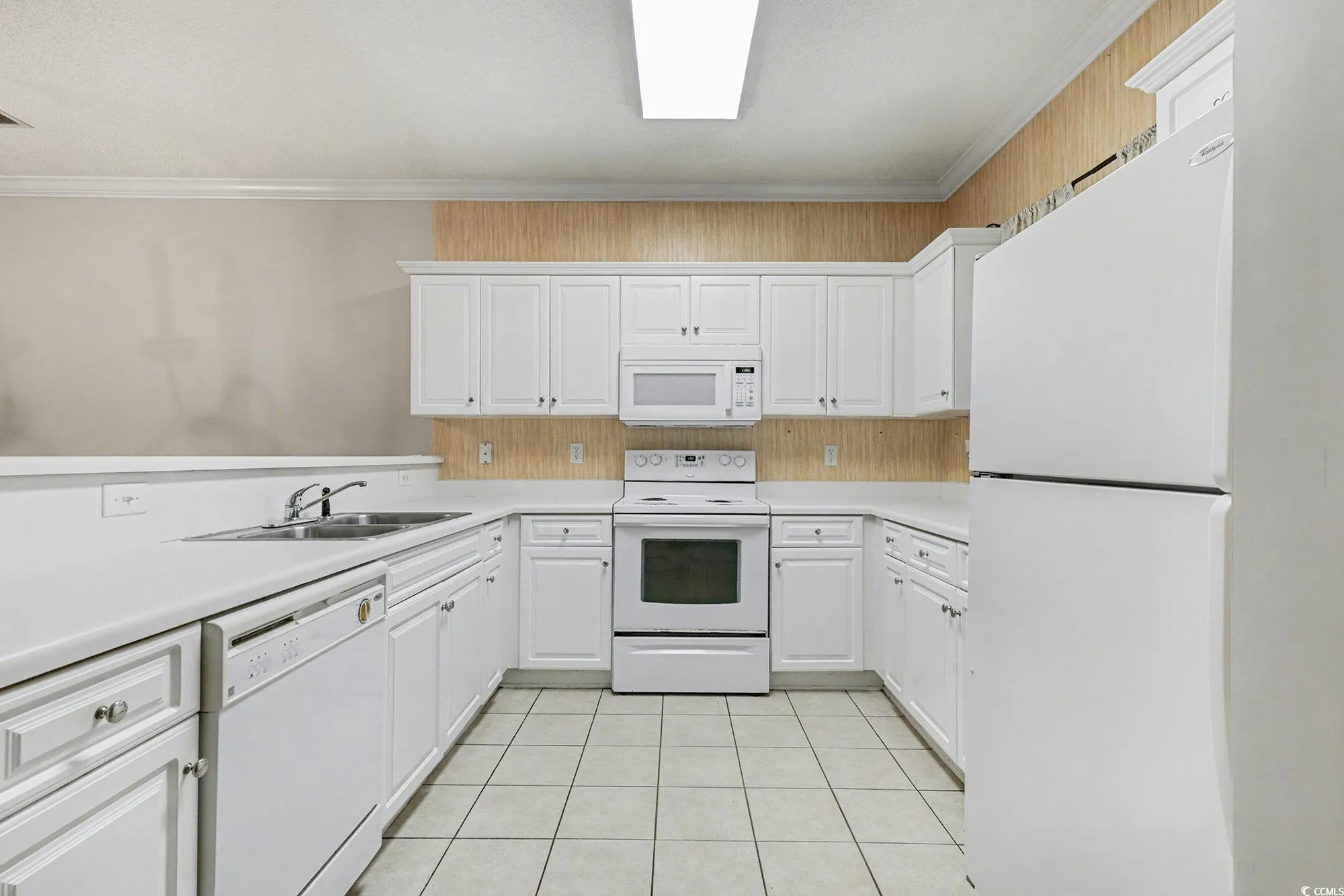 Property Slideshow image 12 of 30 | 208 castle dr 1373, Myrtle Beach, SC, 29579