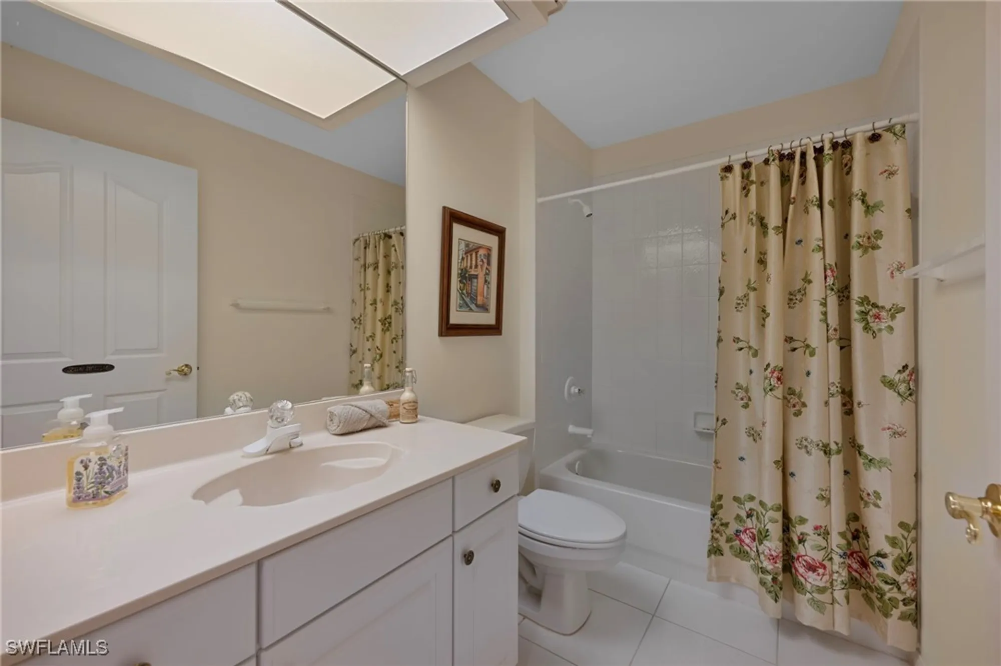 Property Slideshow image 14 of 21 | 6085 reserve cir 901, Naples, FL, 34119