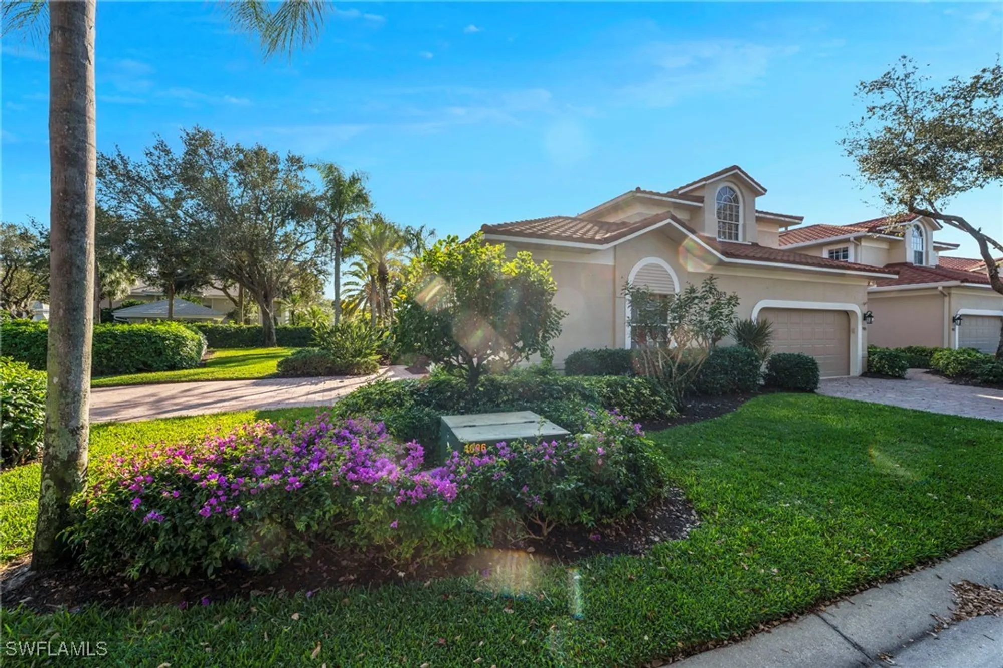 Property Slideshow image 4 of 21 | 6085 reserve cir 901, Naples, FL, 34119