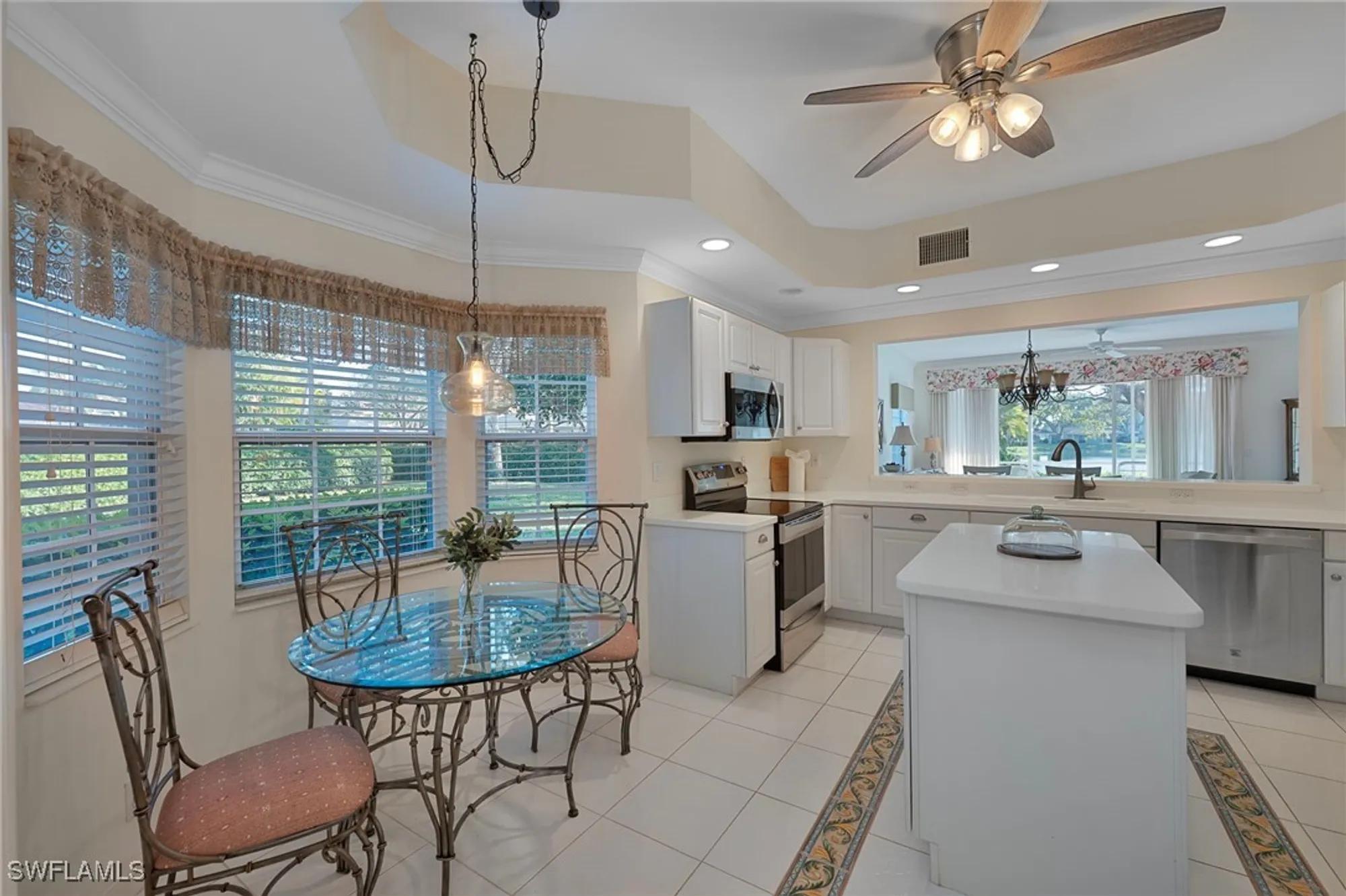 Property Slideshow image 5 of 21 | 6085 reserve cir 901, Naples, FL, 34119