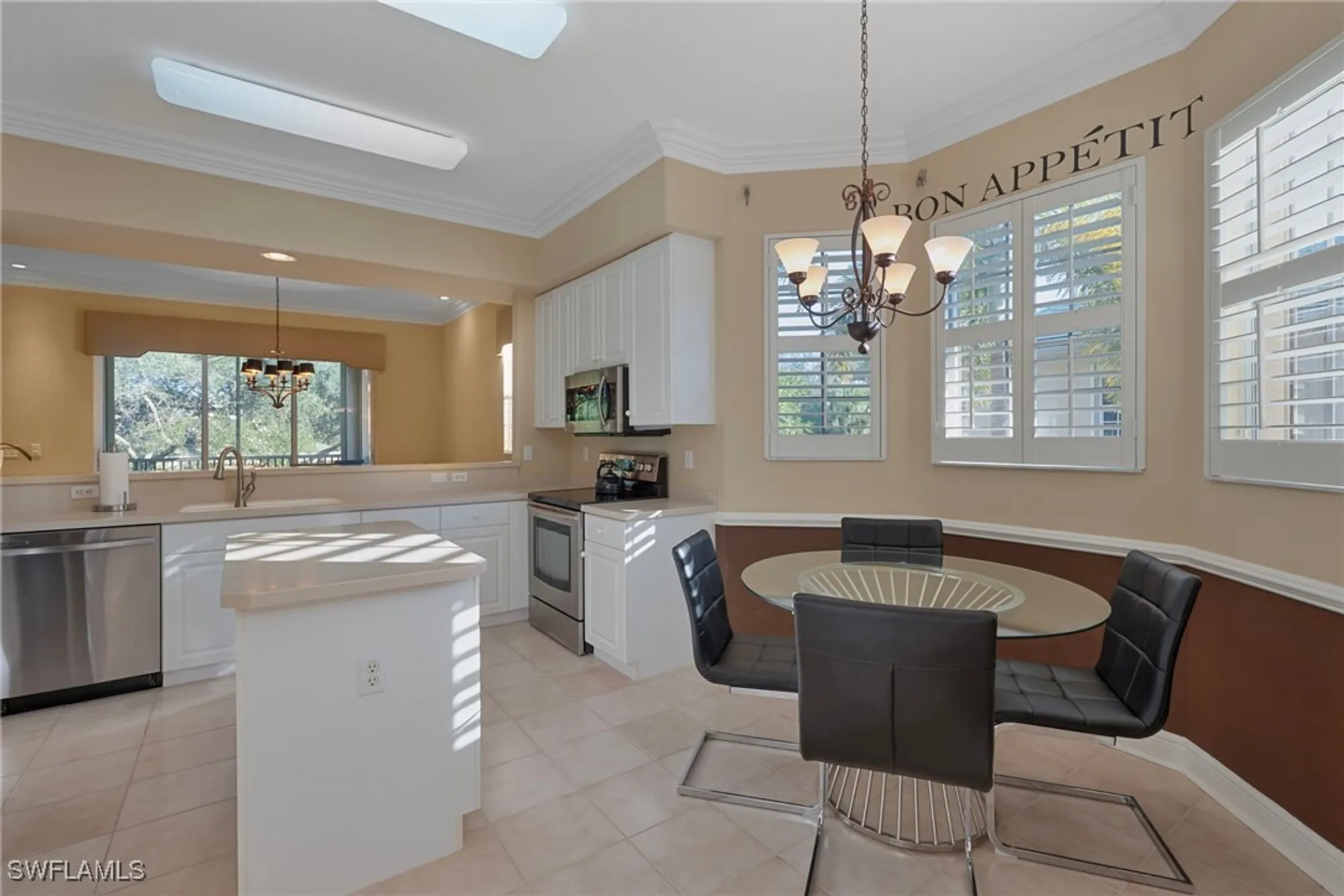 Property Slideshow image 7 of 17 | 642 vintage reserve cir # 3d, Naples, FL, 34119
