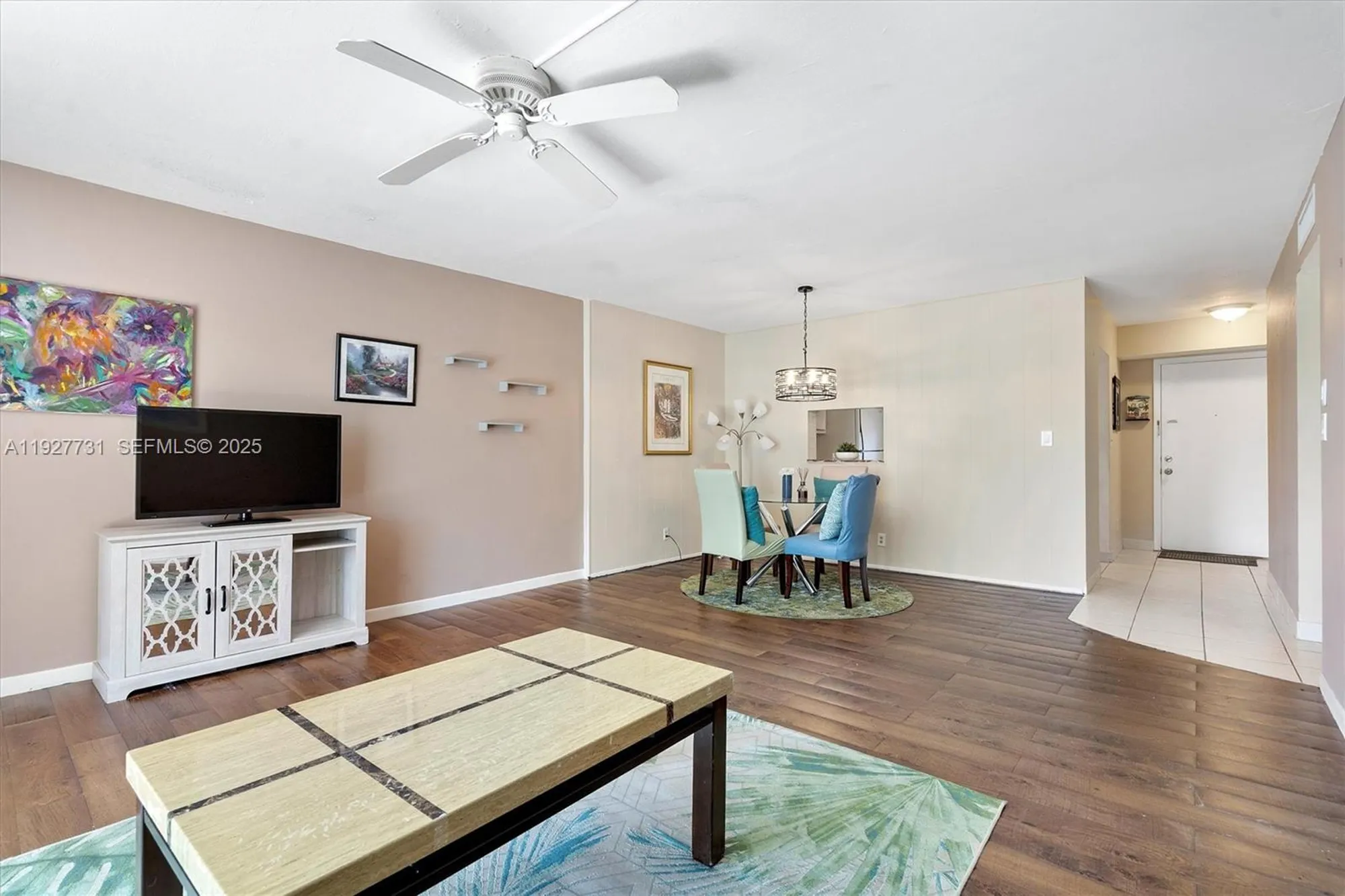 Property Slideshow image 10 of 47 | 324 se 10th st 203, Dania Beach, FL, 33004