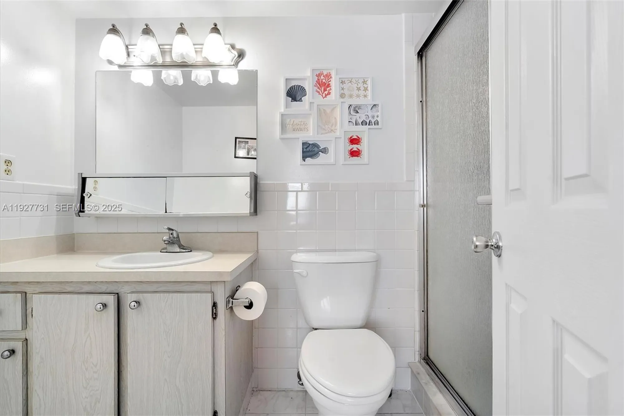 Property Slideshow image 23 of 47 | 324 se 10th st 203, Dania Beach, FL, 33004