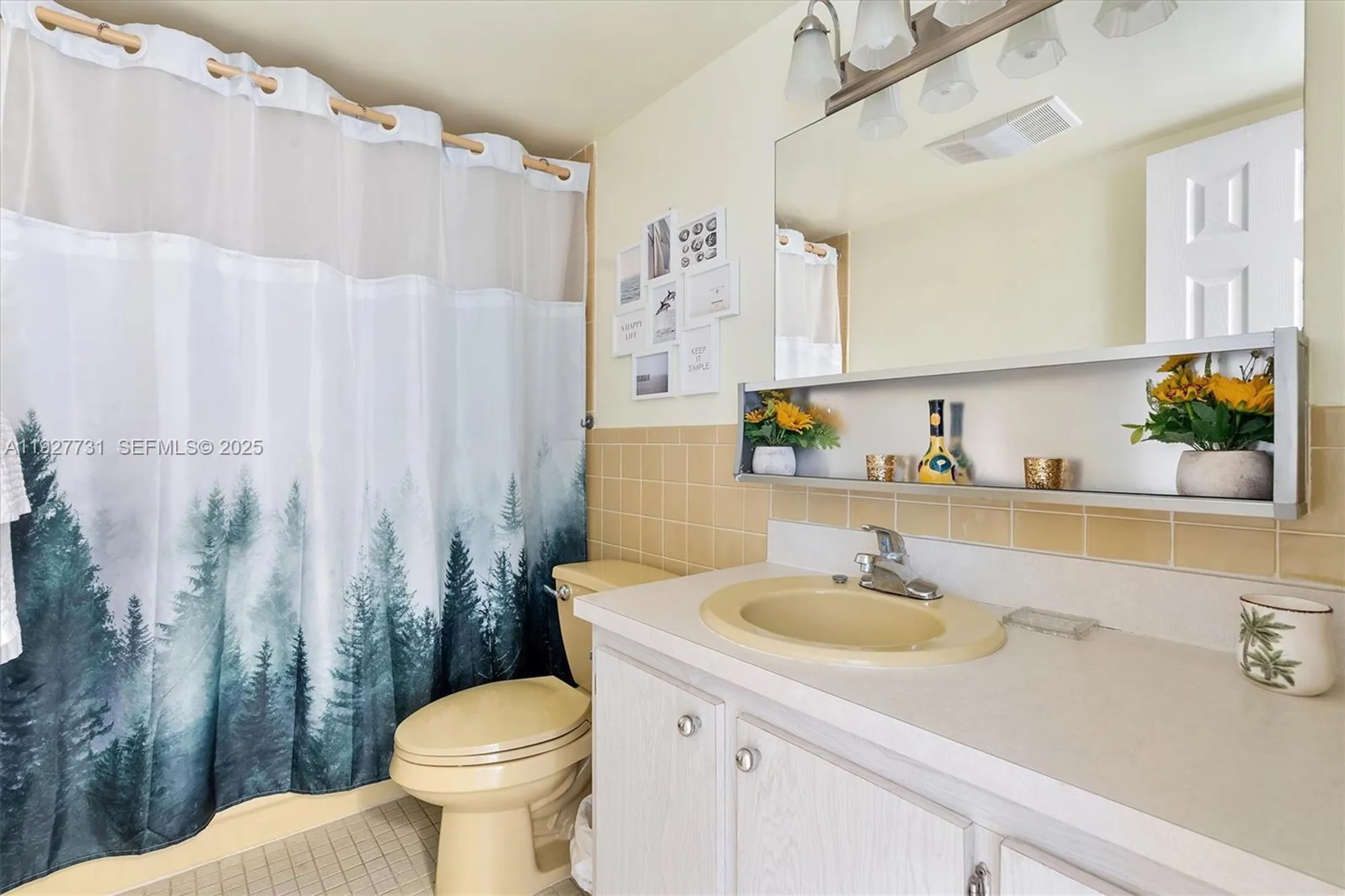 Property Slideshow image 30 of 47 | 324 se 10th st 203, Dania Beach, FL, 33004