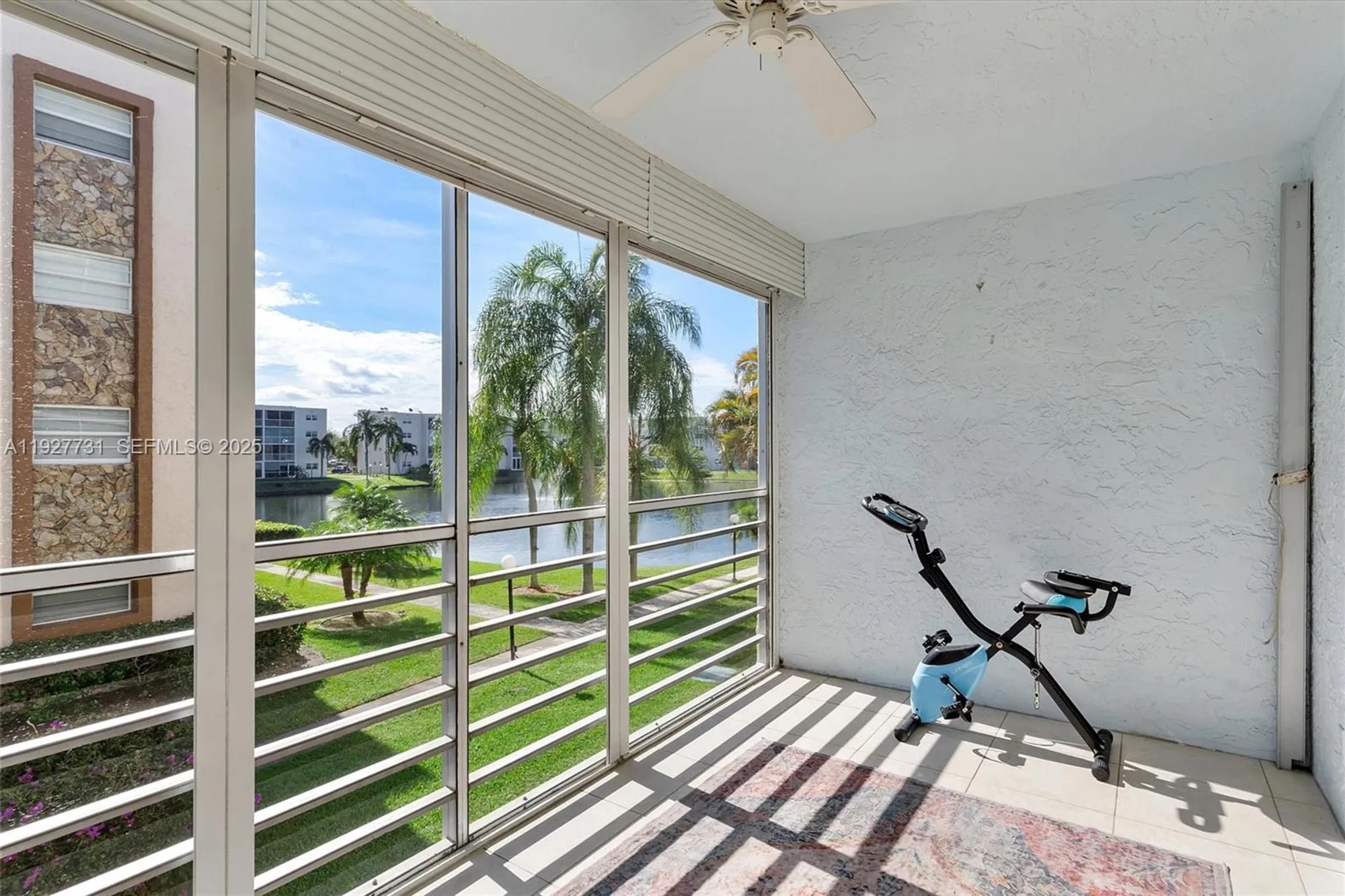 Property Slideshow image 33 of 47 | 324 se 10th st 203, Dania Beach, FL, 33004