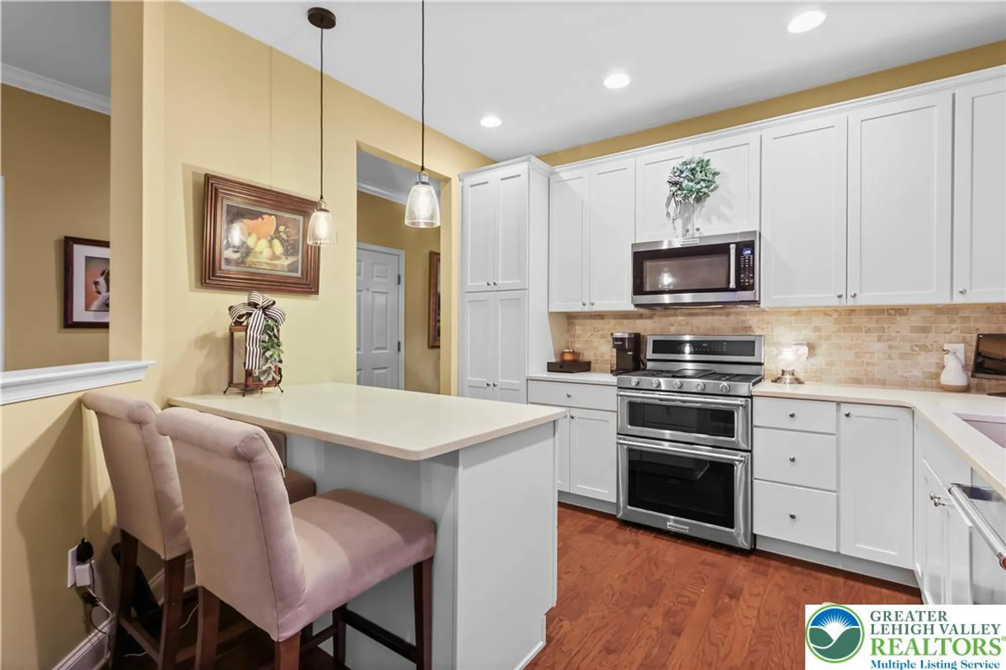 Property Slideshow image 12 of 51 | 4406 allegiant st, Center Valley, PA, 18034