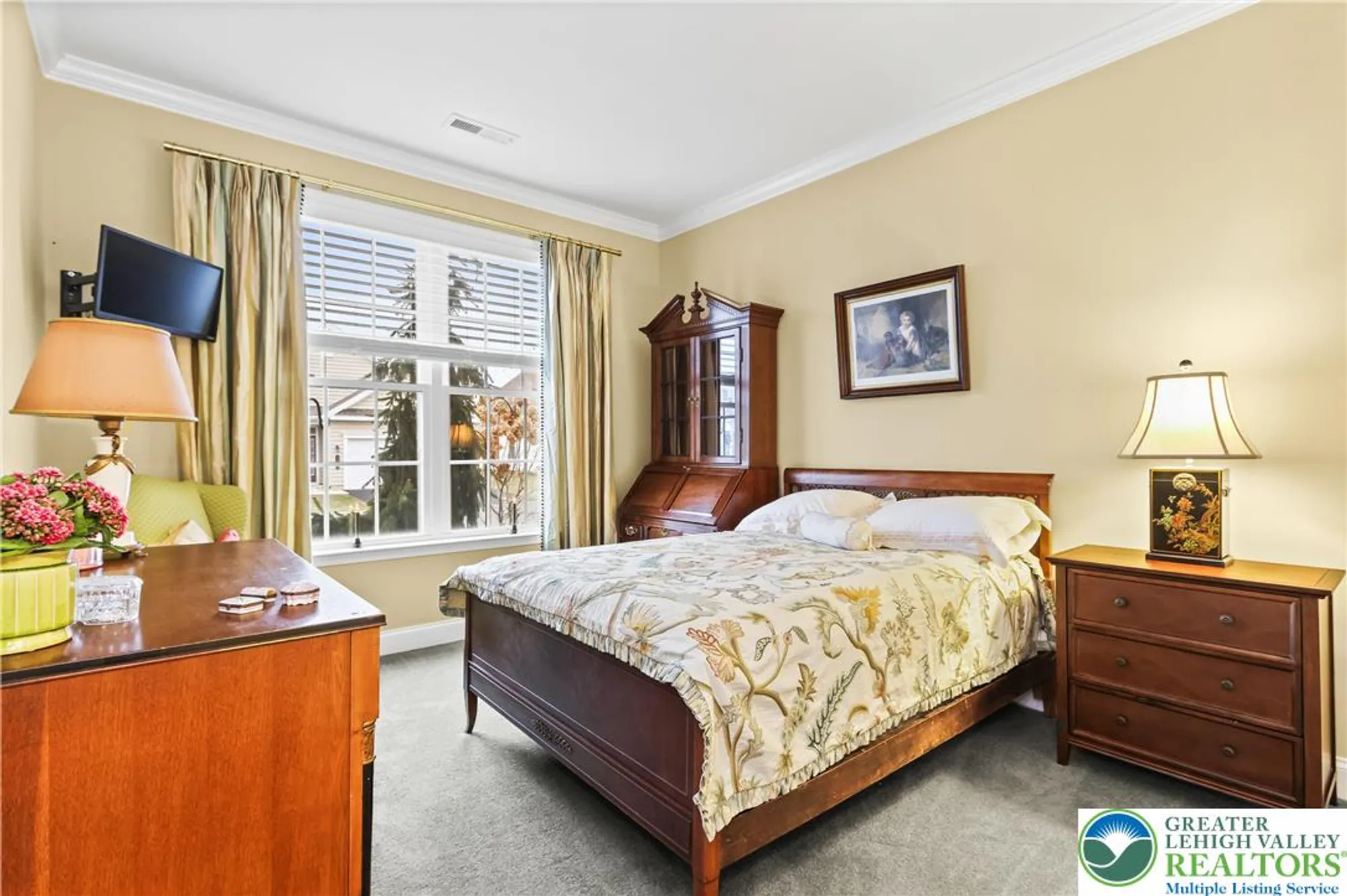 Property Slideshow image 24 of 51 | 4406 allegiant st, Center Valley, PA, 18034