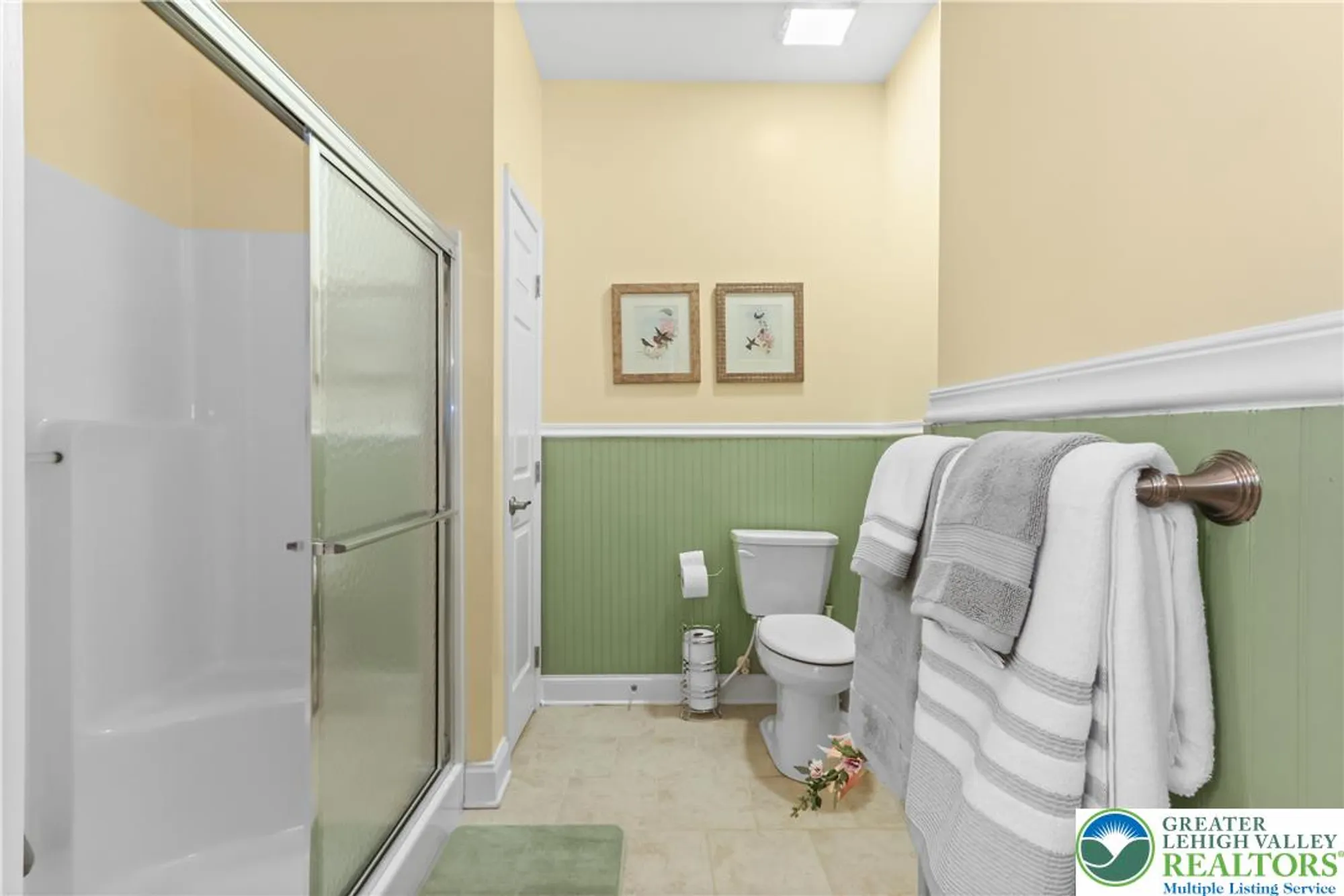 Property Slideshow image 23 of 51 | 4406 allegiant st, Center Valley, PA, 18034