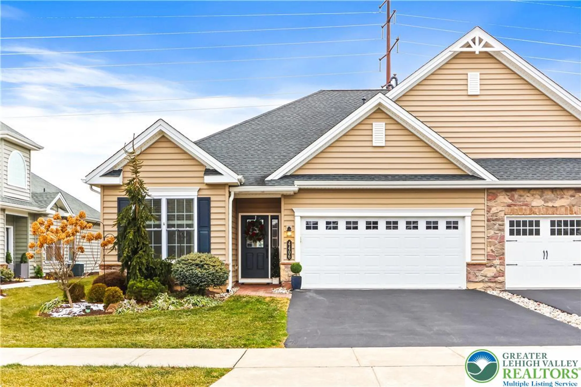 Property Slideshow image 3 of 51 | 4406 allegiant st, Center Valley, PA, 18034