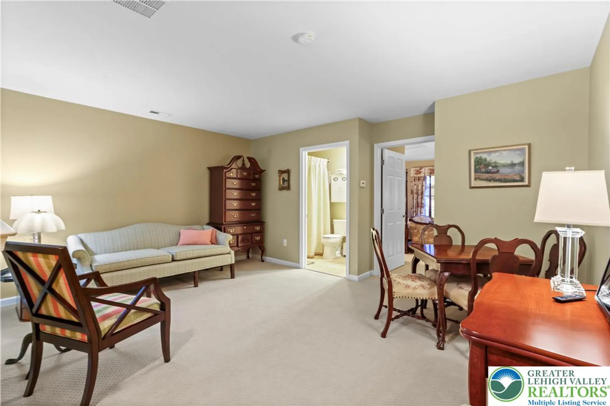 Property Slideshow image 30 of 51 | 4406 allegiant st, Center Valley, PA, 18034