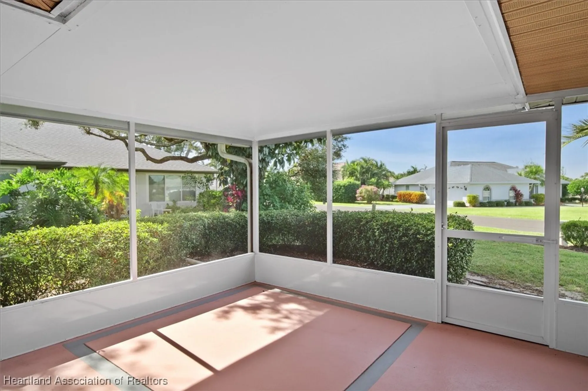 Property Slideshow image 17 of 48 | 1 acacia ct, Lake Placid, FL, 33852