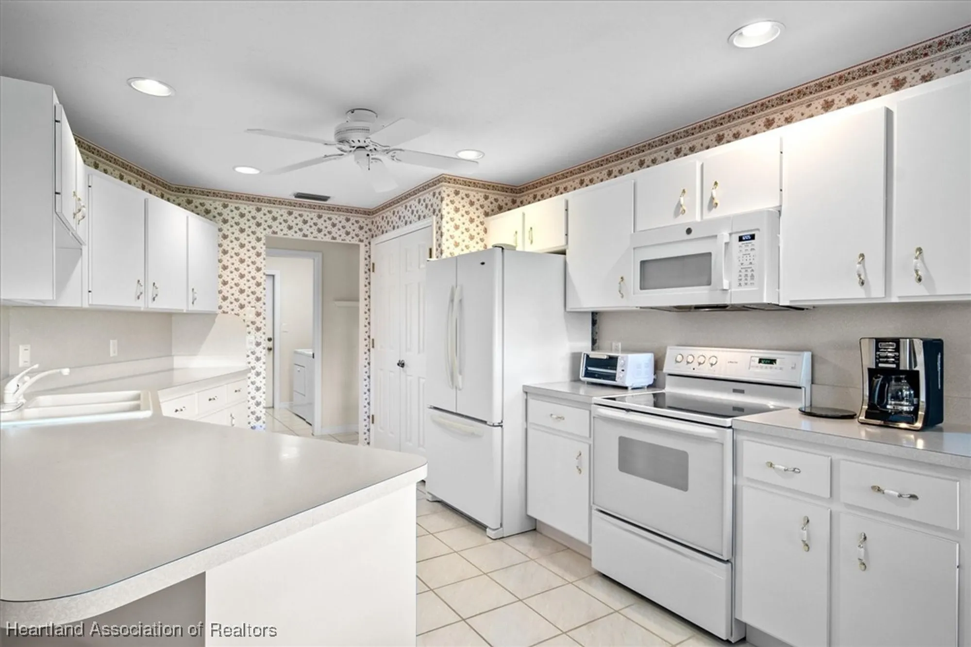 Property Slideshow image 11 of 48 | 1 acacia ct, Lake Placid, FL, 33852