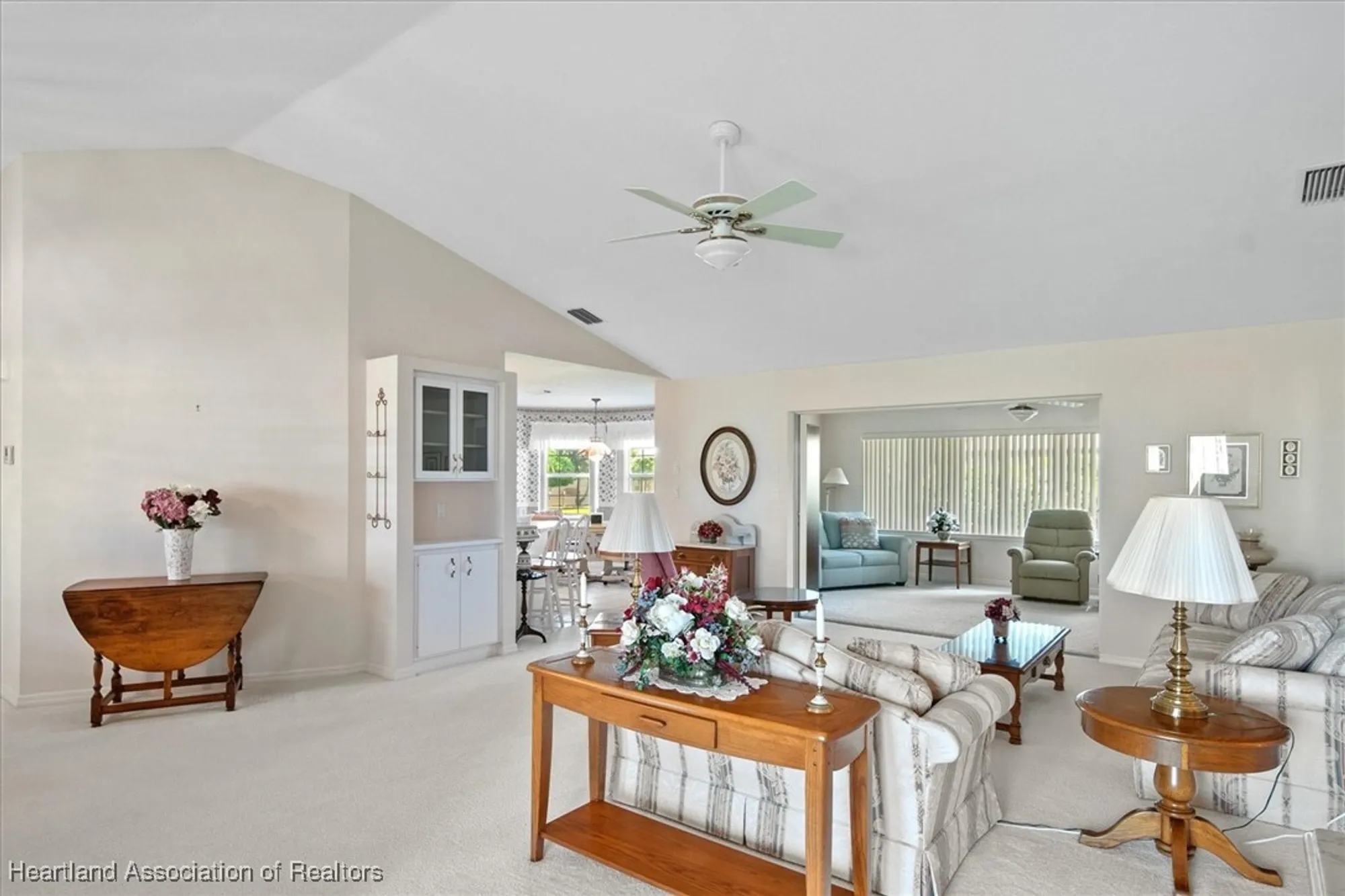 Property Slideshow image 2 of 48 | 1 acacia ct, Lake Placid, FL, 33852