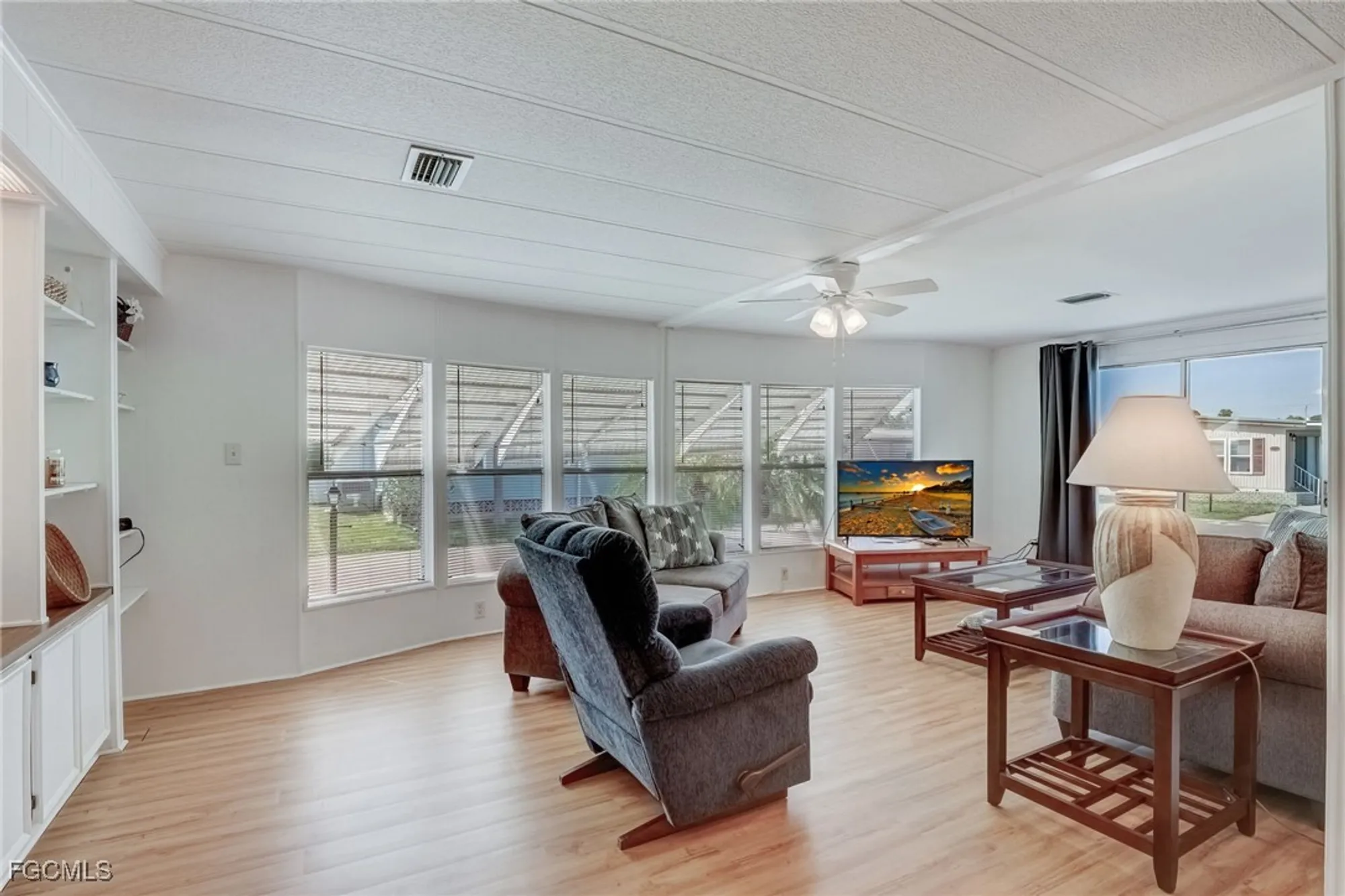 Property Slideshow image 14 of 39 | 5501 john alden ln, North Fort Myers, FL, 33917