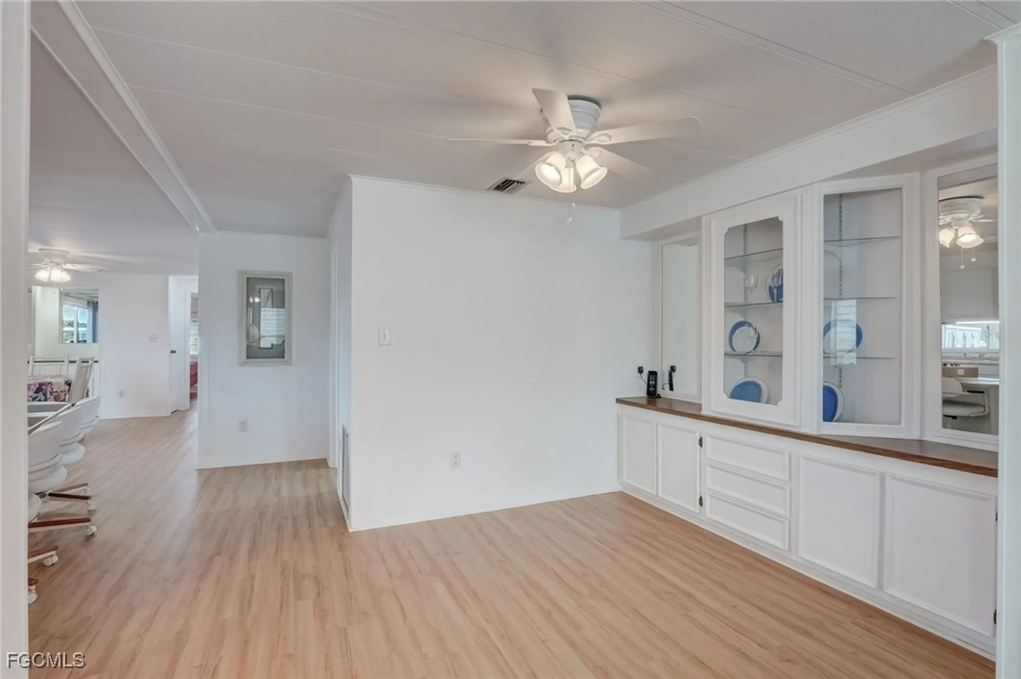 Property Slideshow image 15 of 39 | 5501 john alden ln, North Fort Myers, FL, 33917