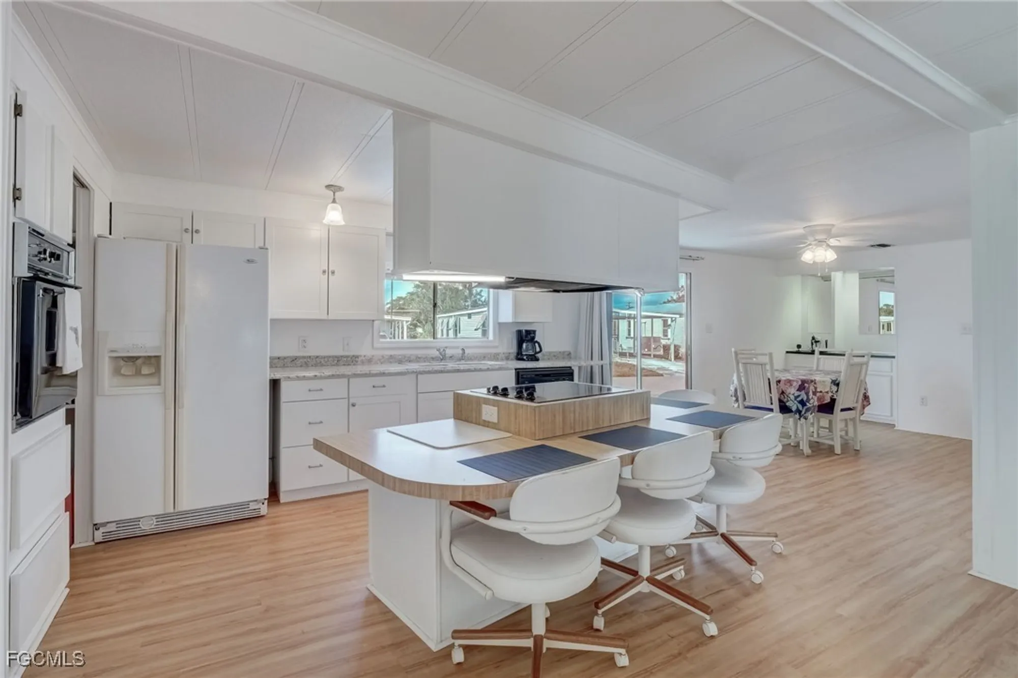 Property Slideshow image 16 of 39 | 5501 john alden ln, North Fort Myers, FL, 33917