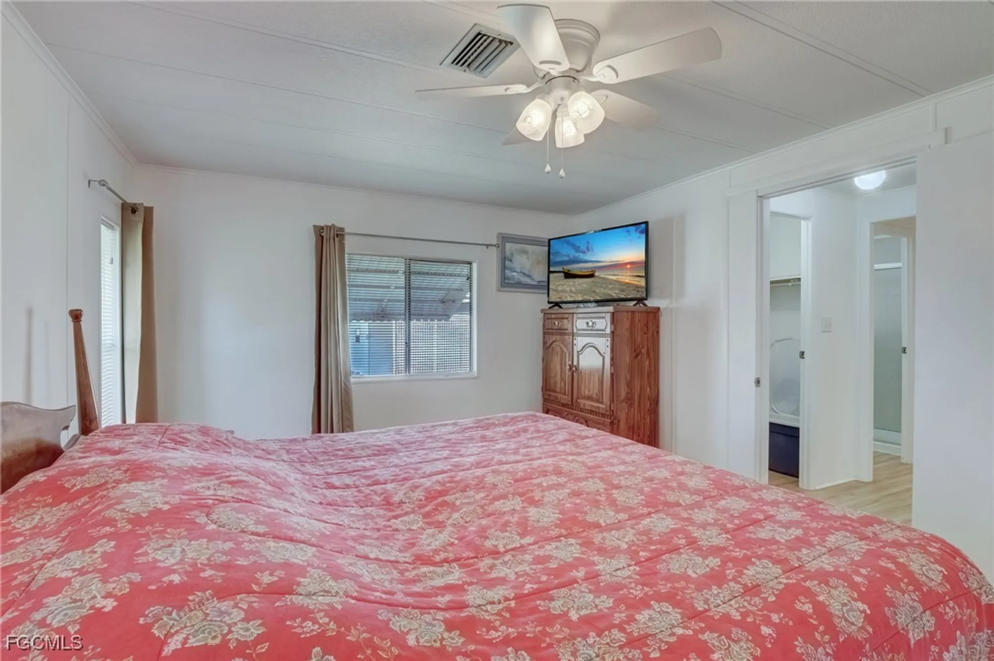 Property Slideshow image 24 of 39 | 5501 john alden ln, North Fort Myers, FL, 33917