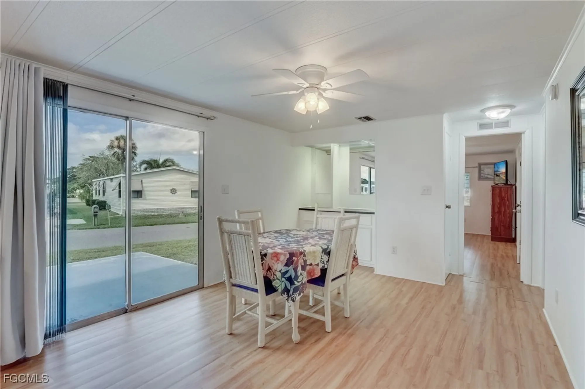 Property Slideshow image 21 of 39 | 5501 john alden ln, North Fort Myers, FL, 33917