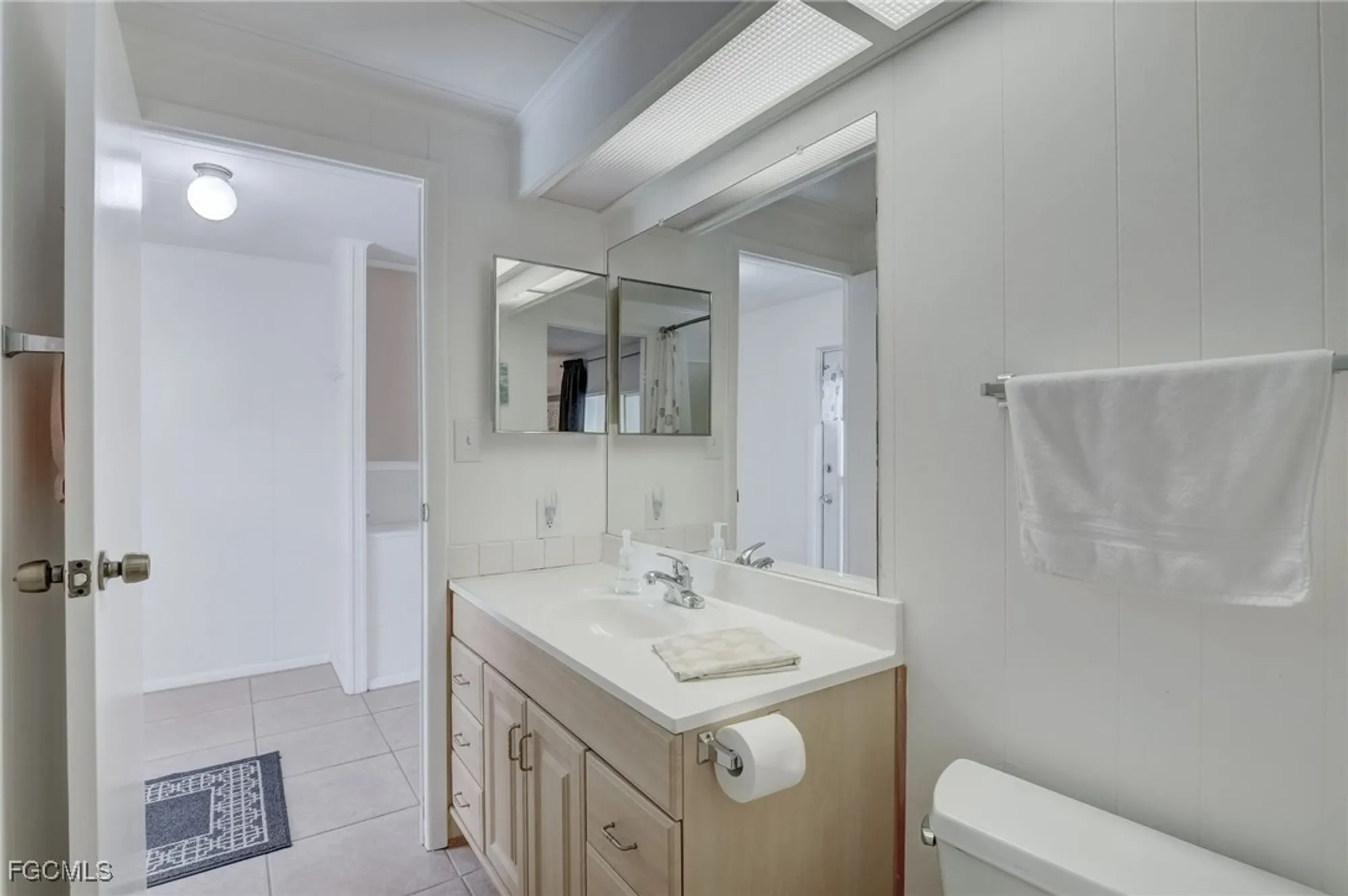 Property Slideshow image 35 of 39 | 5501 john alden ln, North Fort Myers, FL, 33917