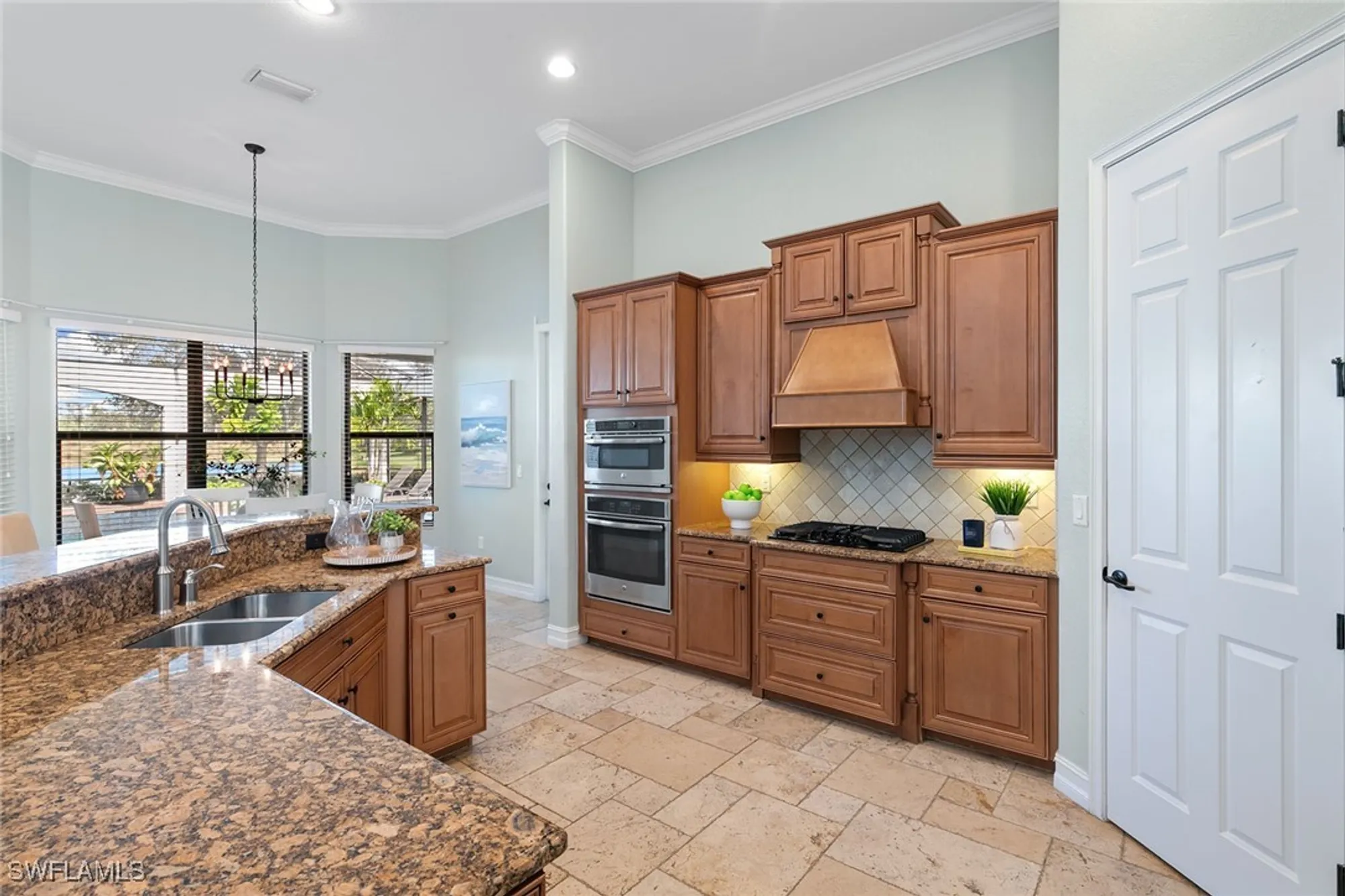 Property Slideshow image 15 of 48 | 3361 runaway ln, Naples, FL, 34114