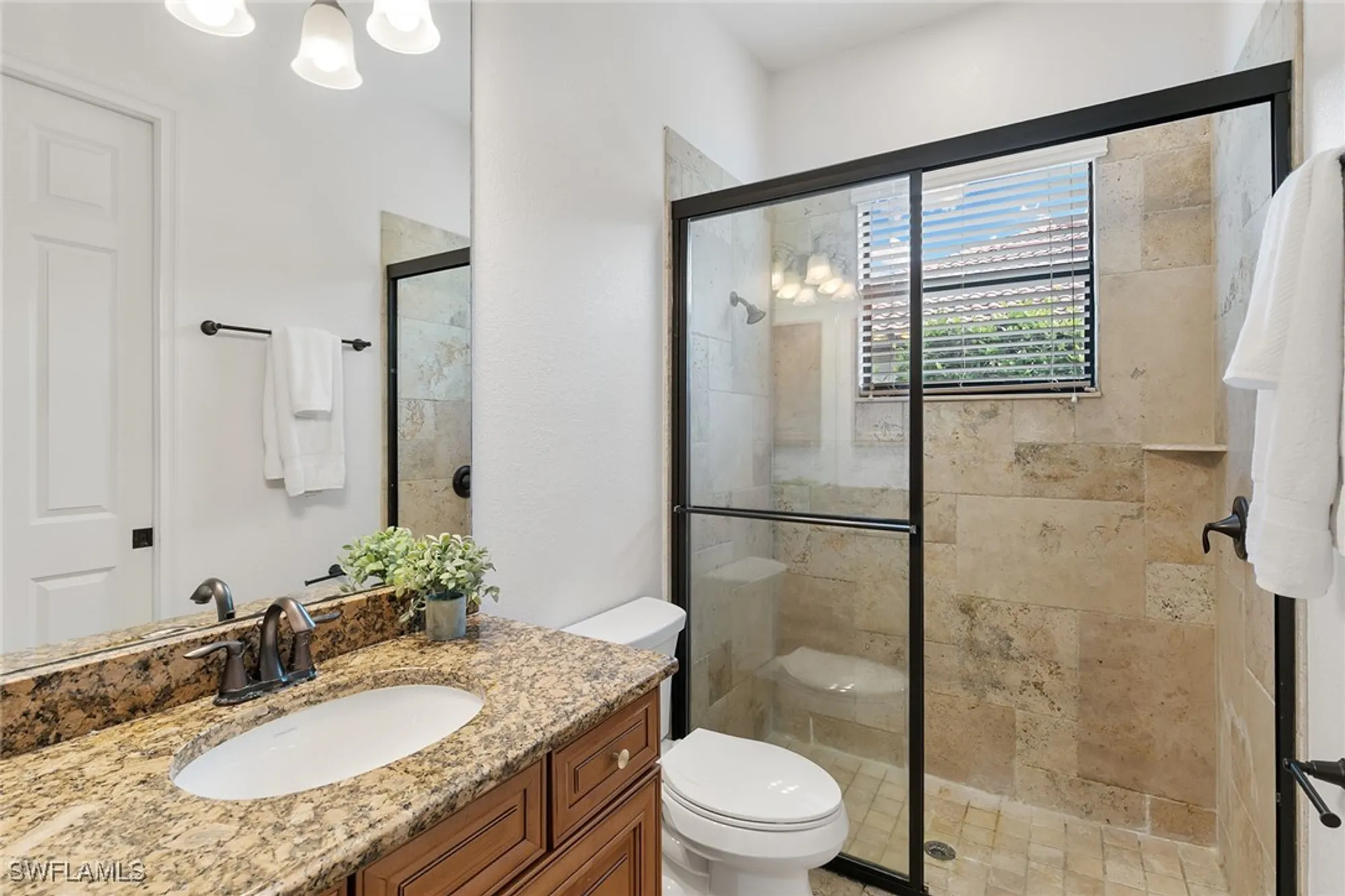 Property Slideshow image 25 of 48 | 3361 runaway ln, Naples, FL, 34114