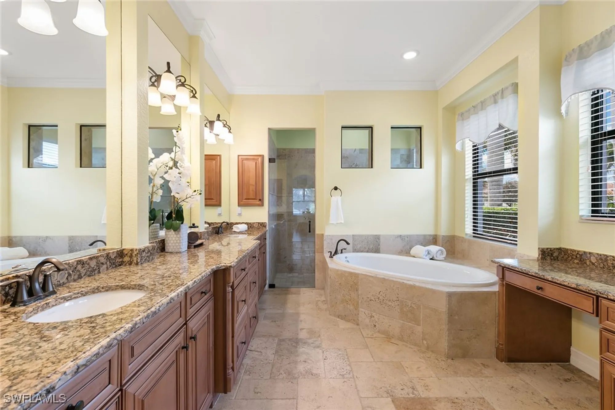 Property Slideshow image 20 of 48 | 3361 runaway ln, Naples, FL, 34114