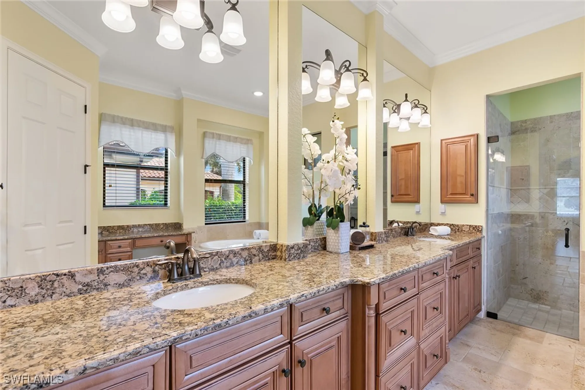 Property Slideshow image 21 of 48 | 3361 runaway ln, Naples, FL, 34114