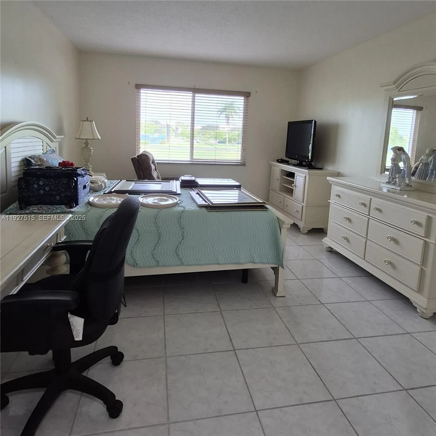 Property Slideshow image 10 of 19 | 901 sw 128th ter 208a, Pembroke Pines, FL, 33027