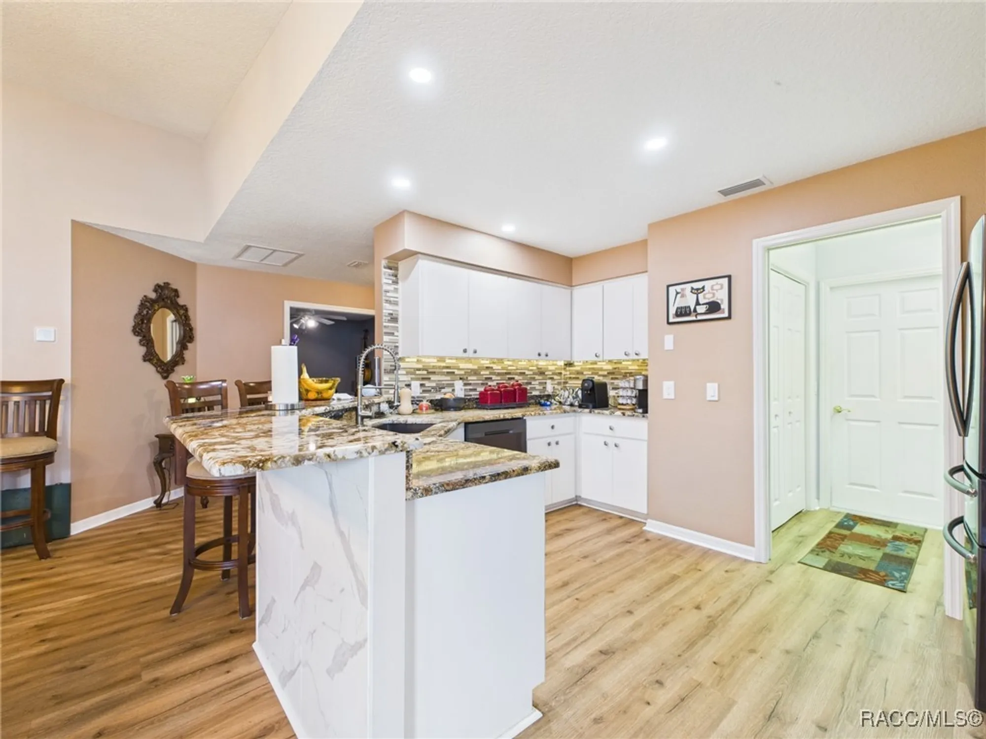 Property Slideshow image 10 of 48 | 3792 e kiwi cove ct, Hernando, FL, 34442