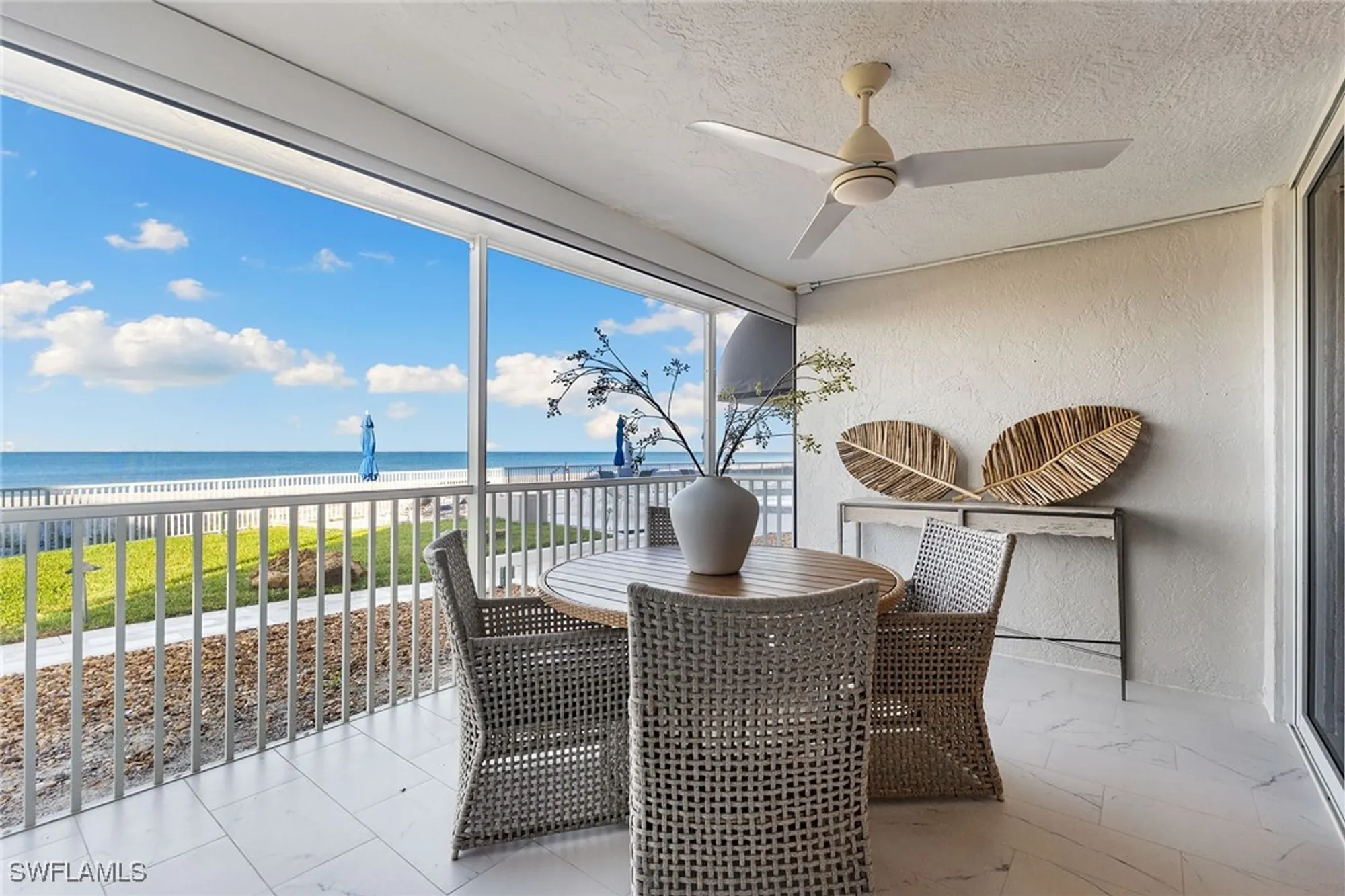 Property Slideshow image 12 of 37 | 1919 gulf shore blvd 101, Naples, FL, 34102