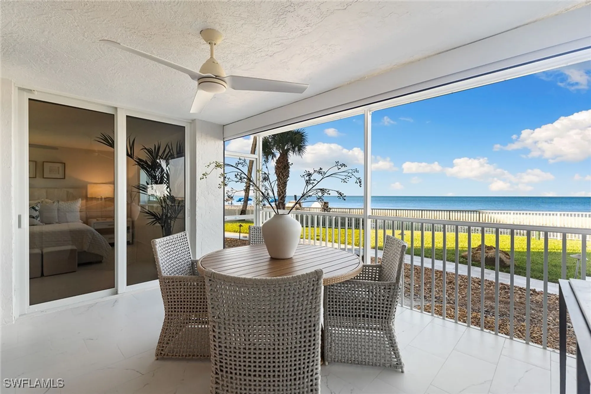 Property Slideshow image 13 of 37 | 1919 gulf shore blvd 101, Naples, FL, 34102