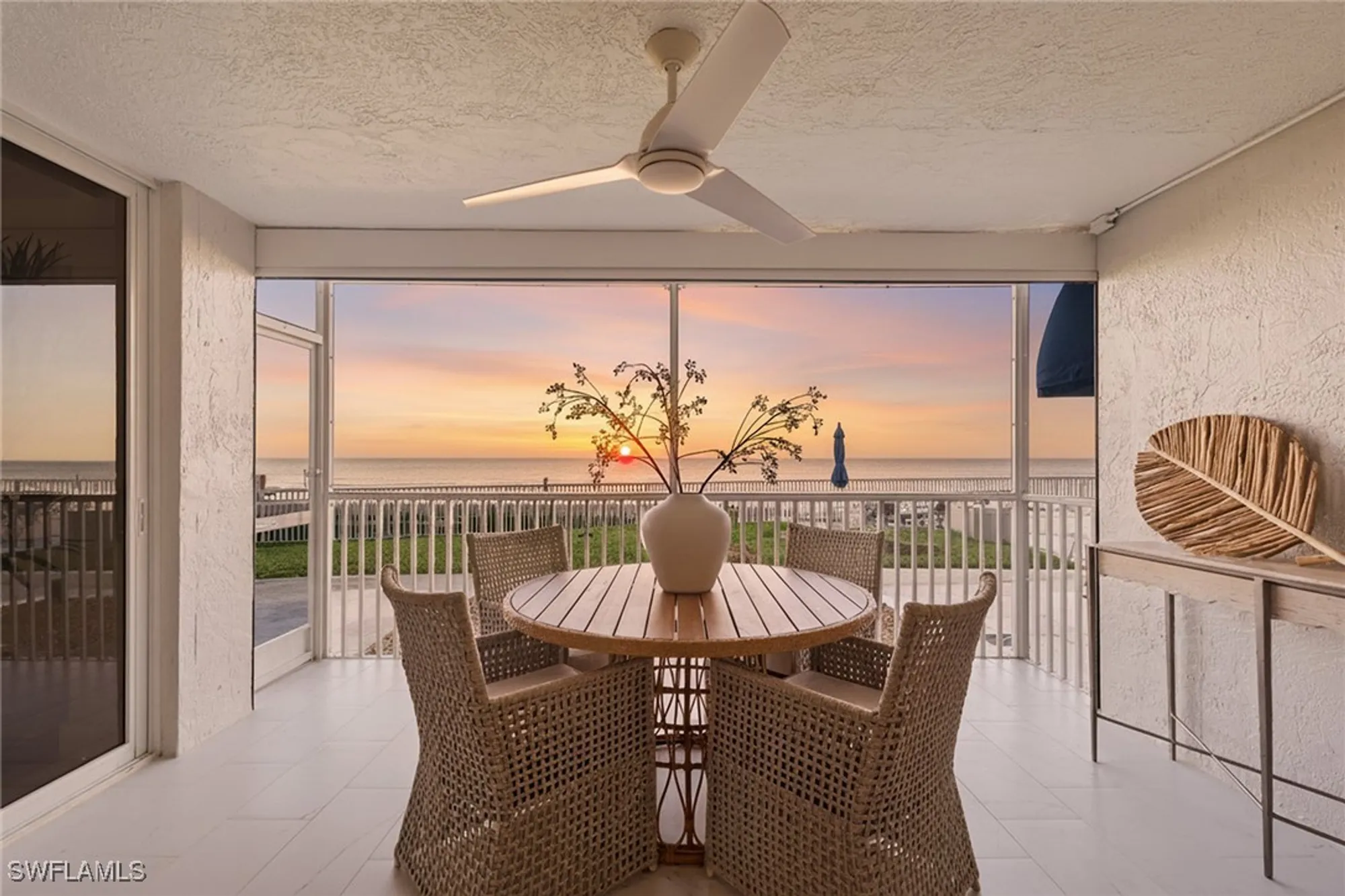 Property Slideshow image 27 of 37 | 1919 gulf shore blvd 101, Naples, FL, 34102