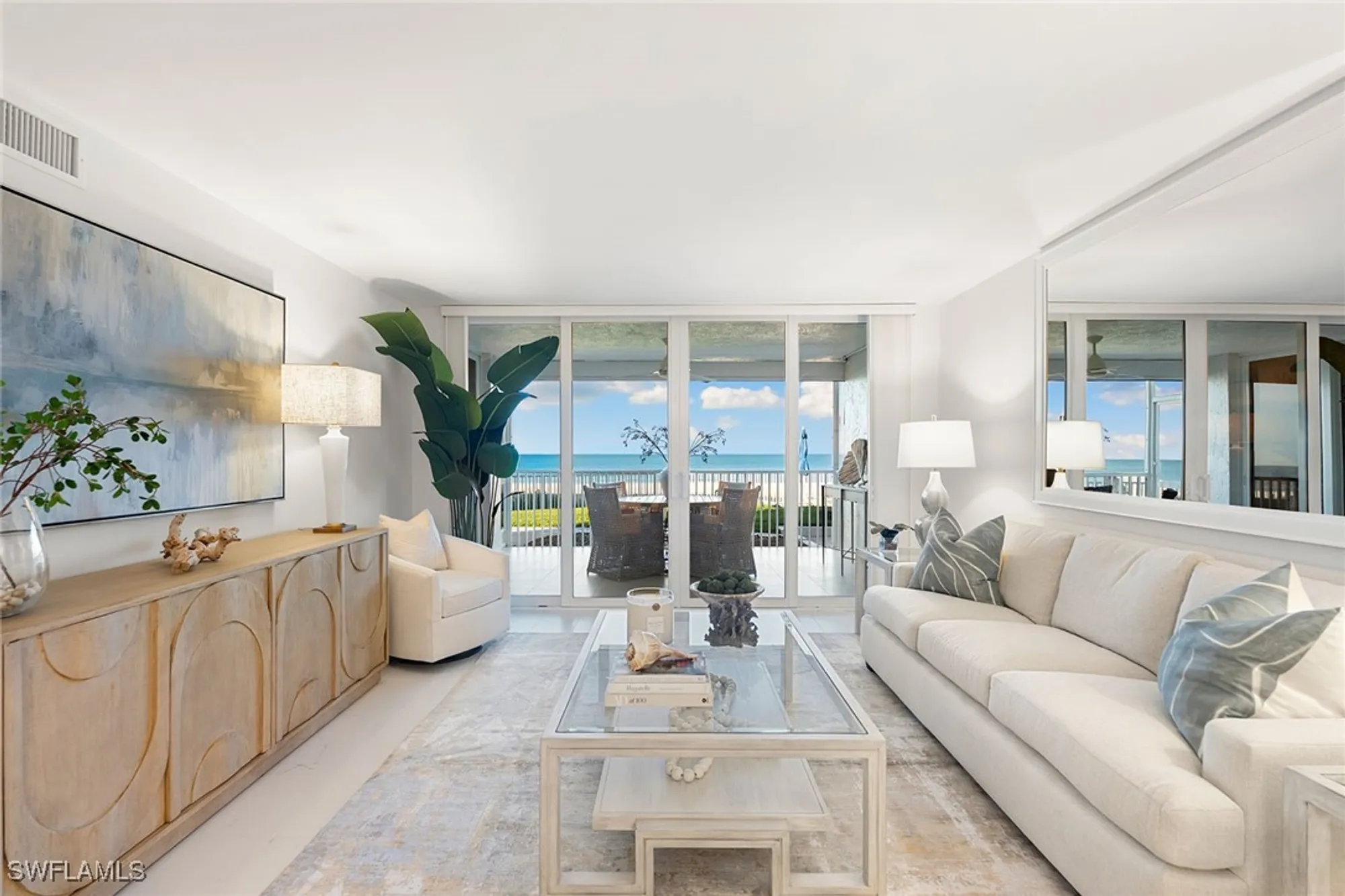 Property Slideshow image 9 of 37 | 1919 gulf shore blvd 101, Naples, FL, 34102