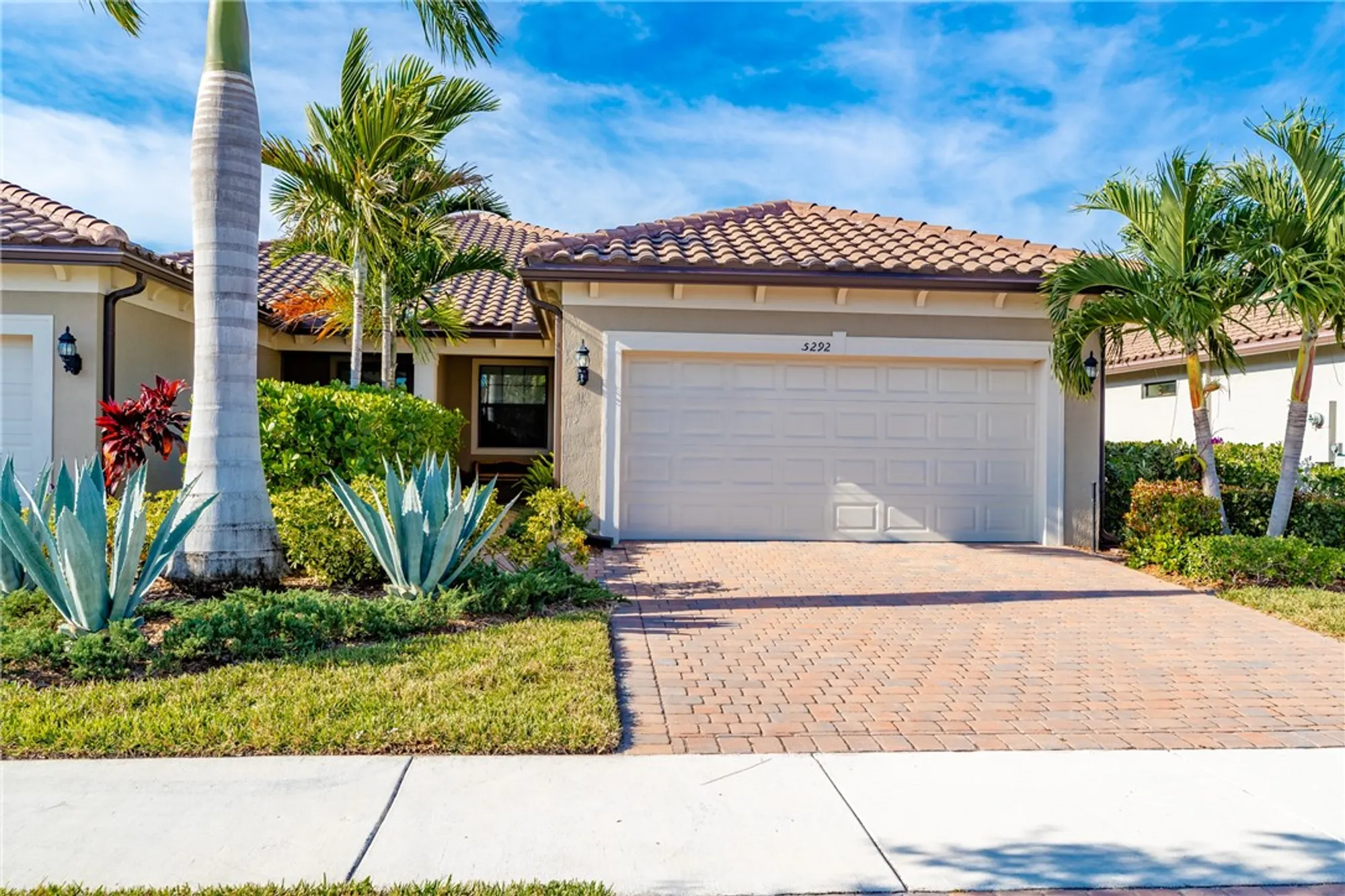 Property Slideshow image 2 of 36 | 5292 unity sq, Vero Beach, FL, 32967