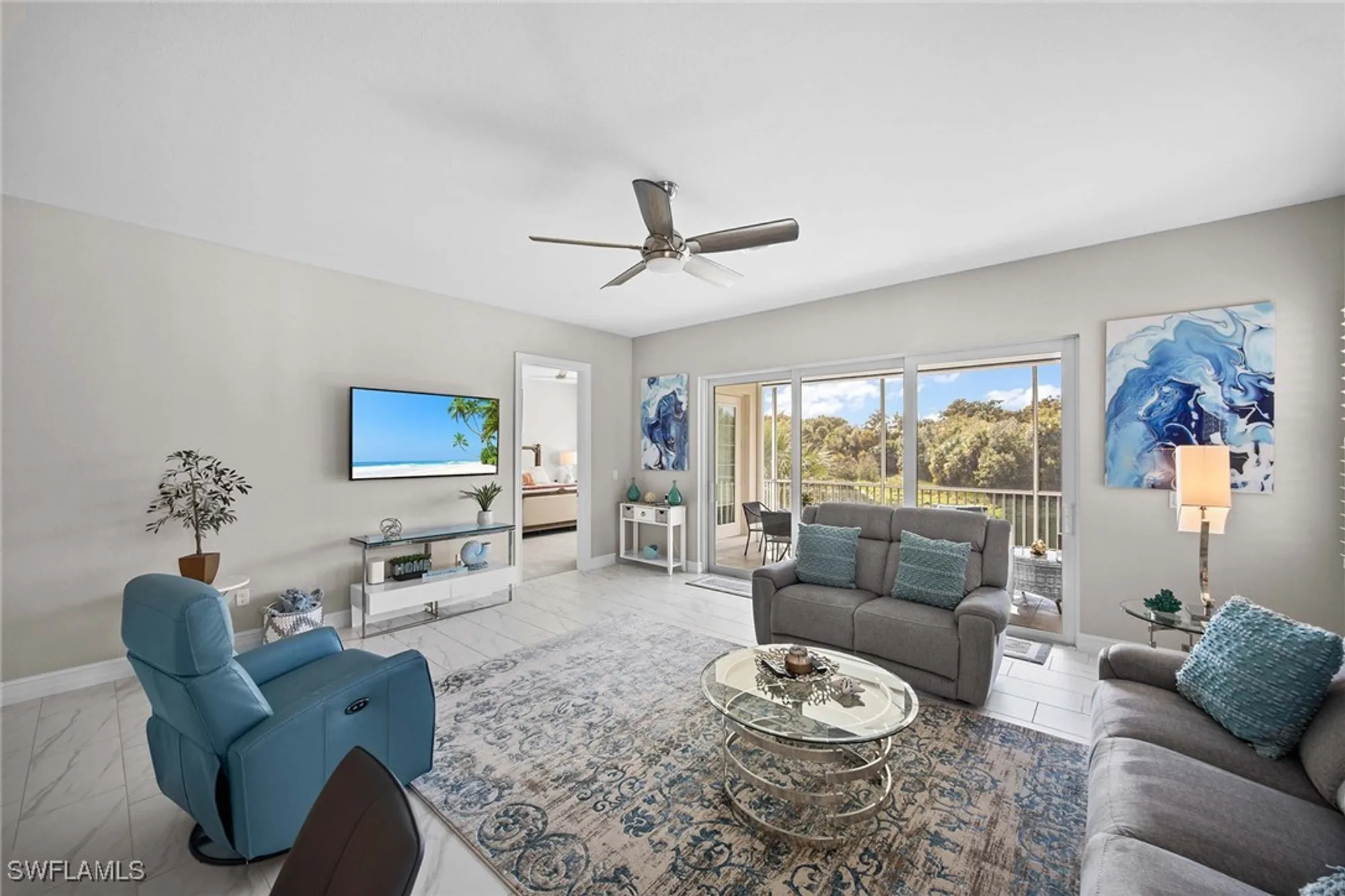Property Slideshow image 11 of 50 | 7781 hawthorne dr unit 3204, Naples, FL, 34113