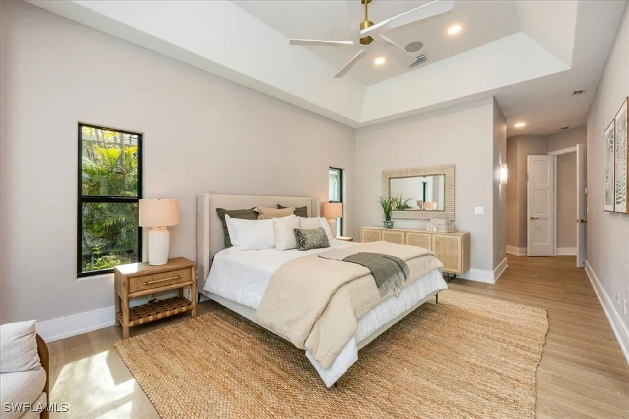 Property Slideshow image 11 of 38 | 226 monterey dr, Naples, FL, 34119