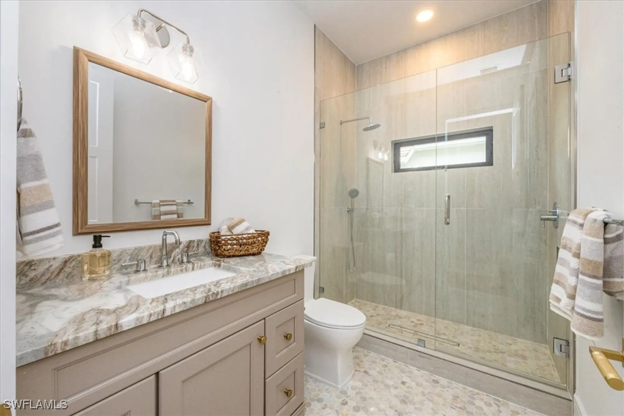 Property Slideshow image 20 of 38 | 226 monterey dr, Naples, FL, 34119