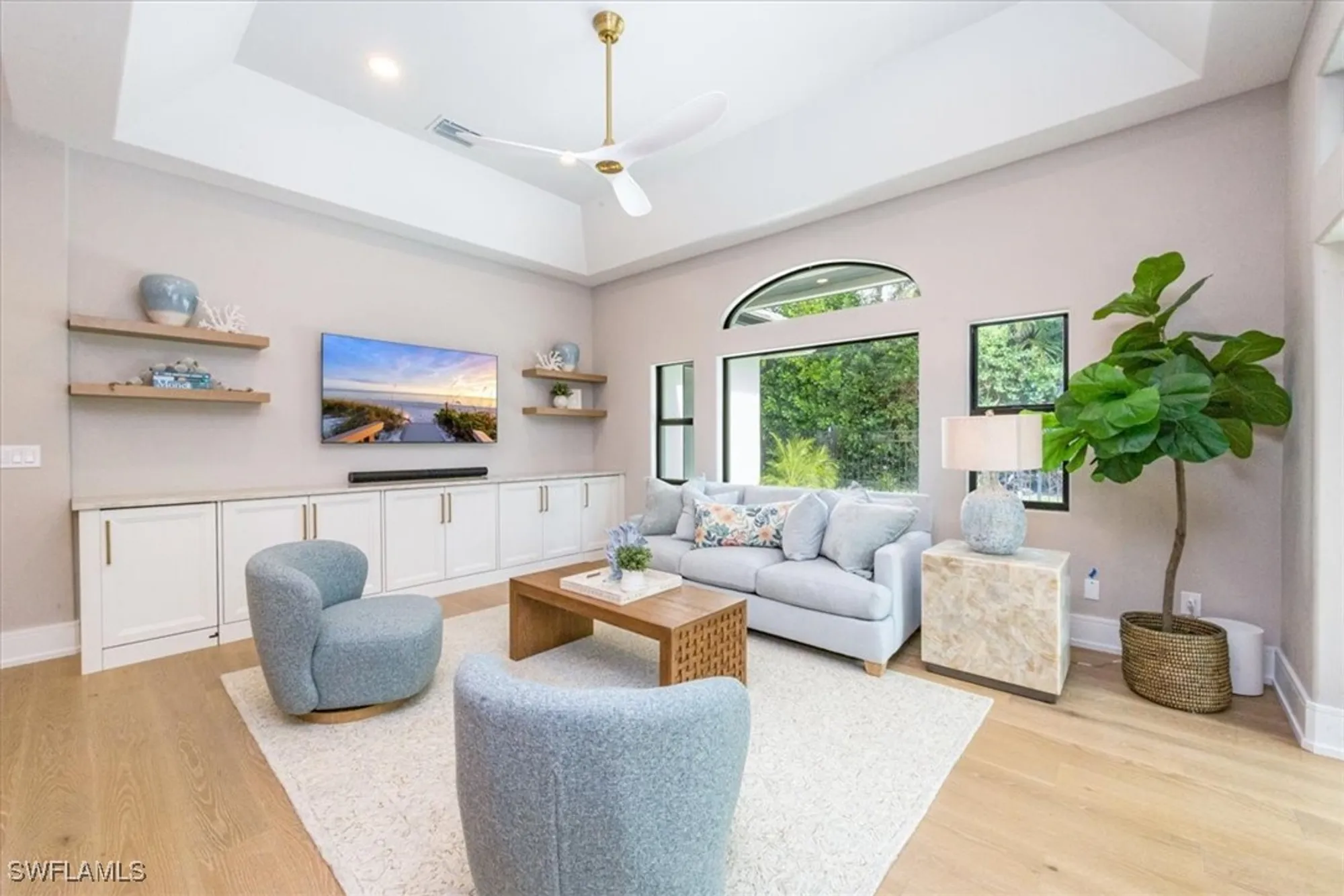 Property Slideshow image 8 of 38 | 226 monterey dr, Naples, FL, 34119