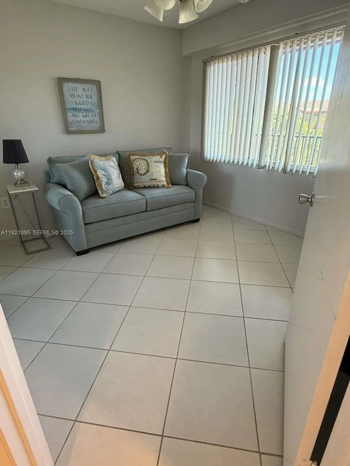 Property Slideshow image 19 of 23 | 950 sw 138th ave apt 409b, Pembroke Pines, FL, 33027