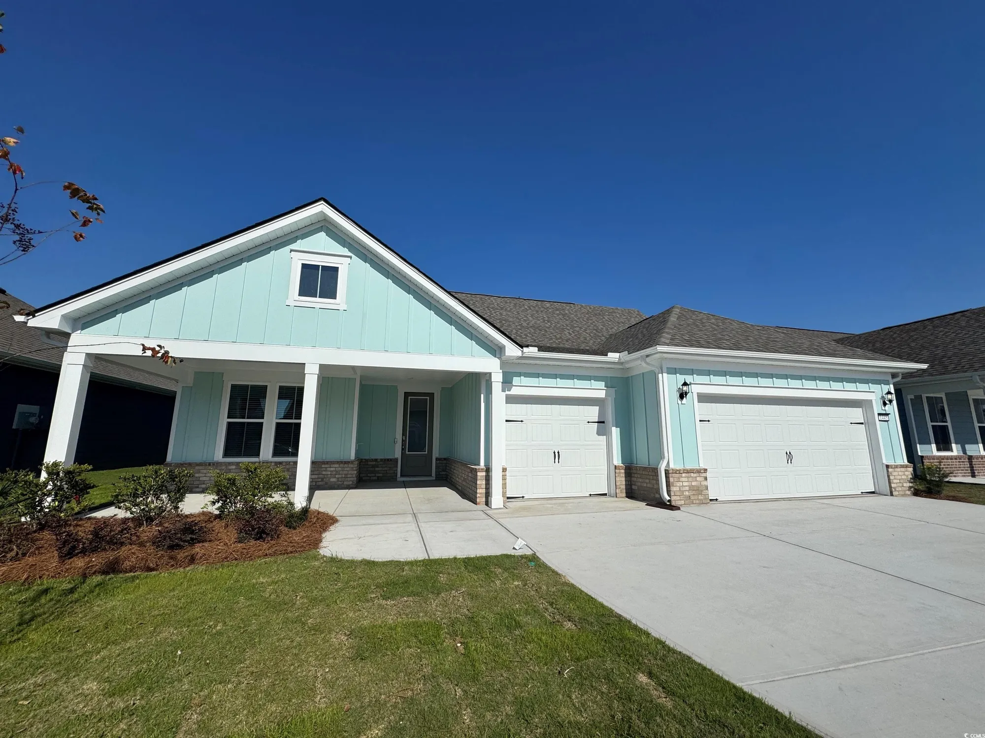 Property Slideshow image 1 of 10 | 1445 crested iris way, North Myrtle Beach, SC, 29582