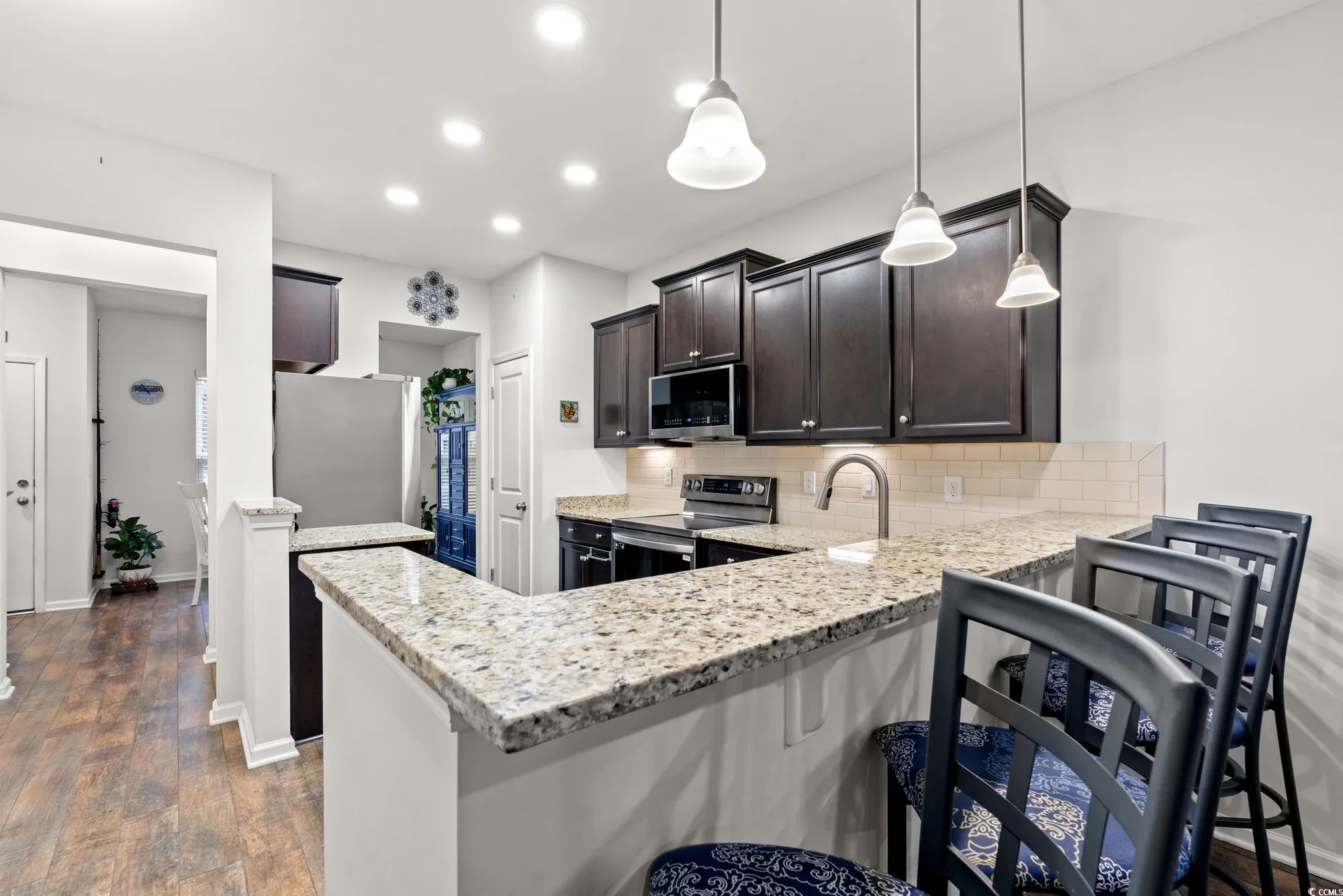 Property Slideshow image 10 of 34 | 306 castle dr # 306, Myrtle Beach, SC, 29579