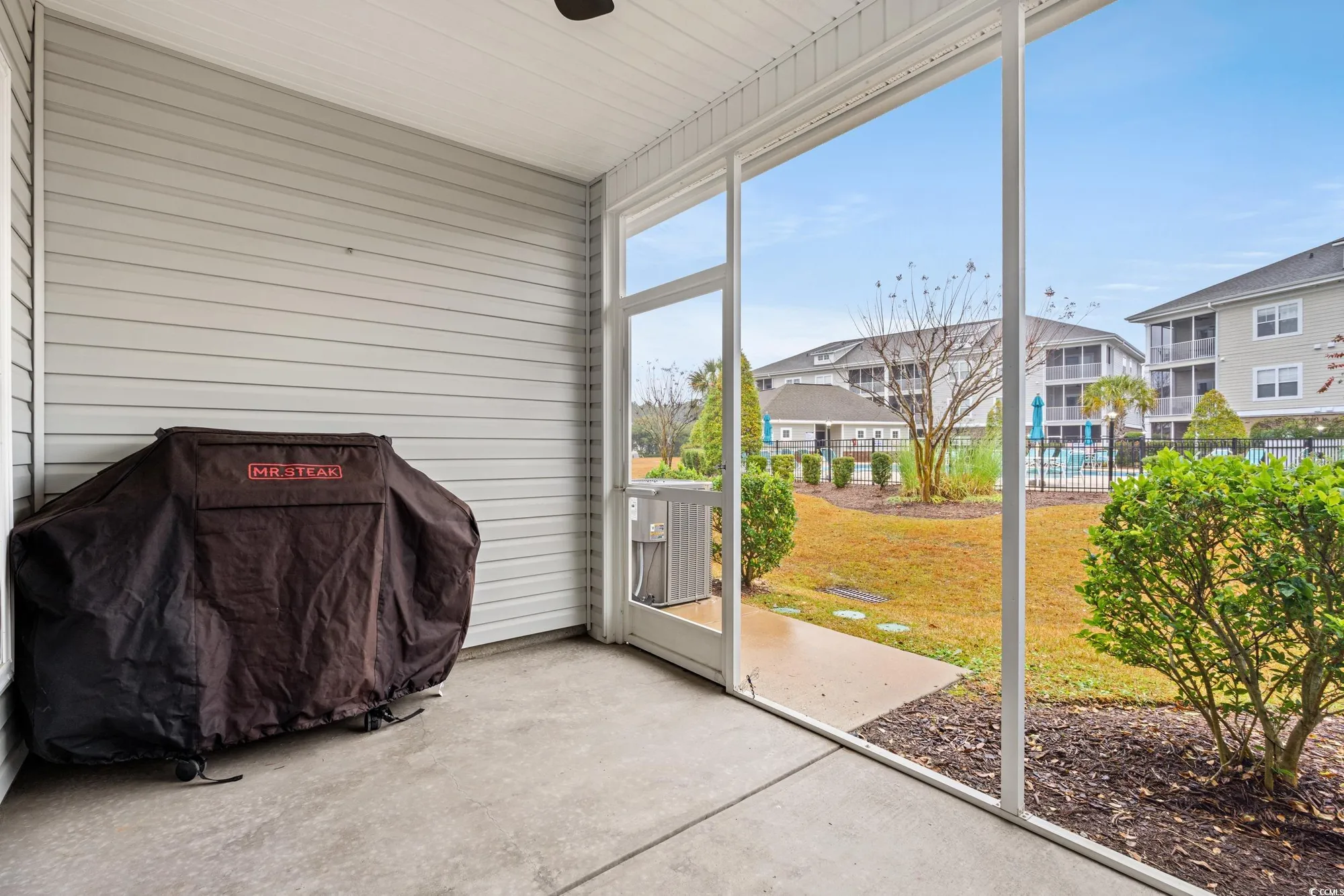Property Slideshow image 23 of 34 | 306 castle dr # 306, Myrtle Beach, SC, 29579