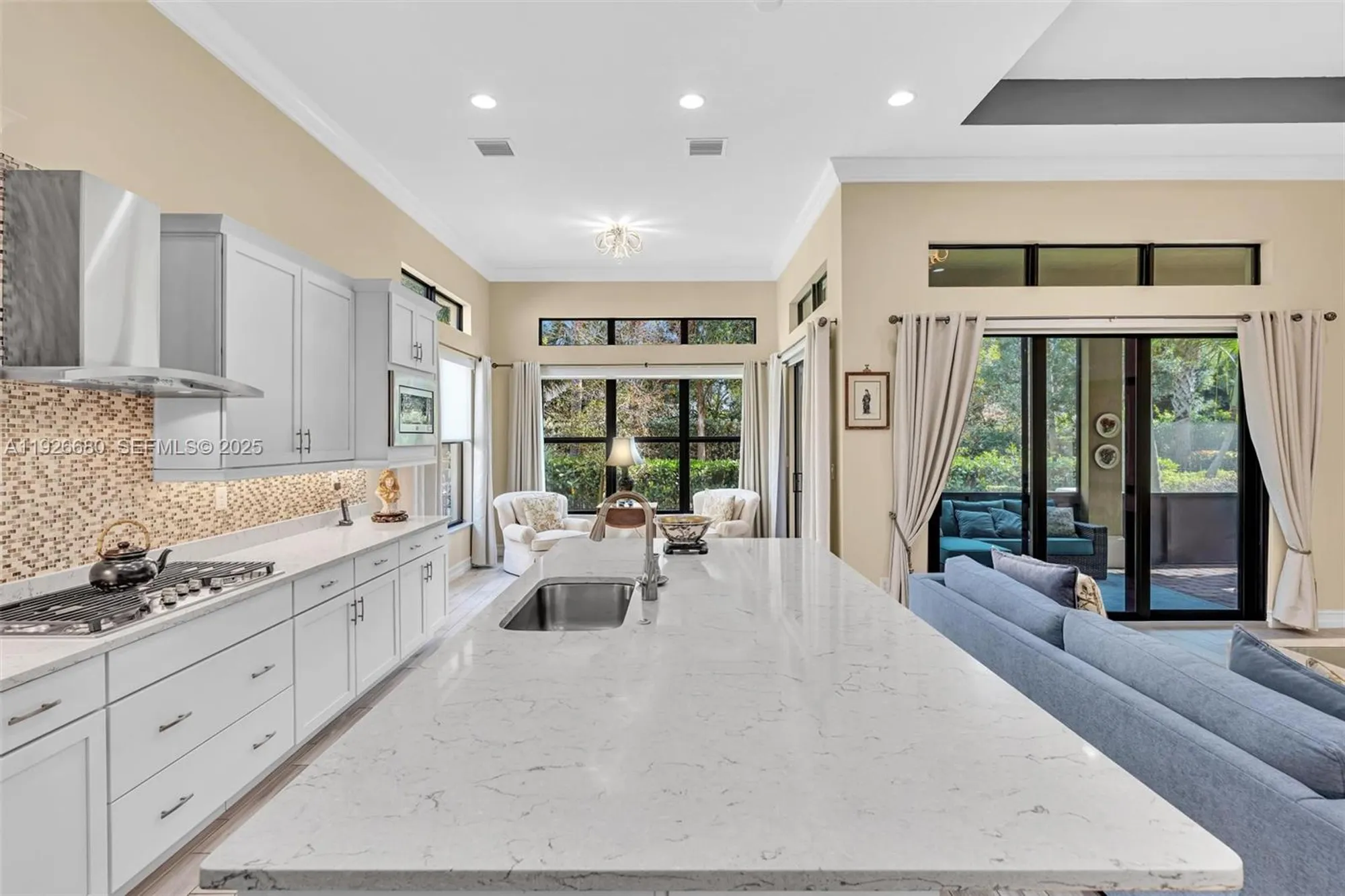 Property Slideshow image 25 of 77 | 9172 leon cir, Parkland, FL, 33076