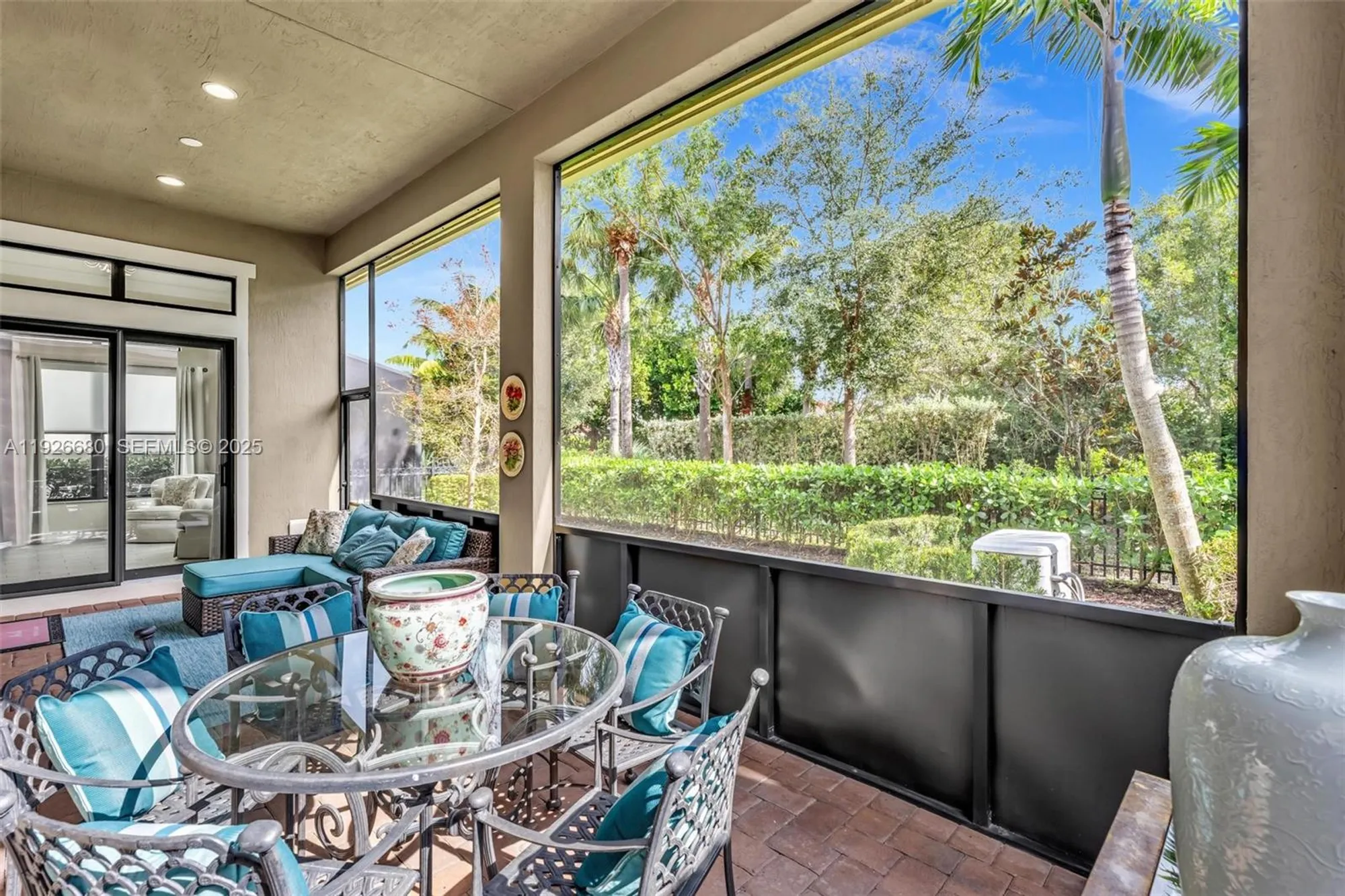 Property Slideshow image 33 of 77 | 9172 leon cir, Parkland, FL, 33076